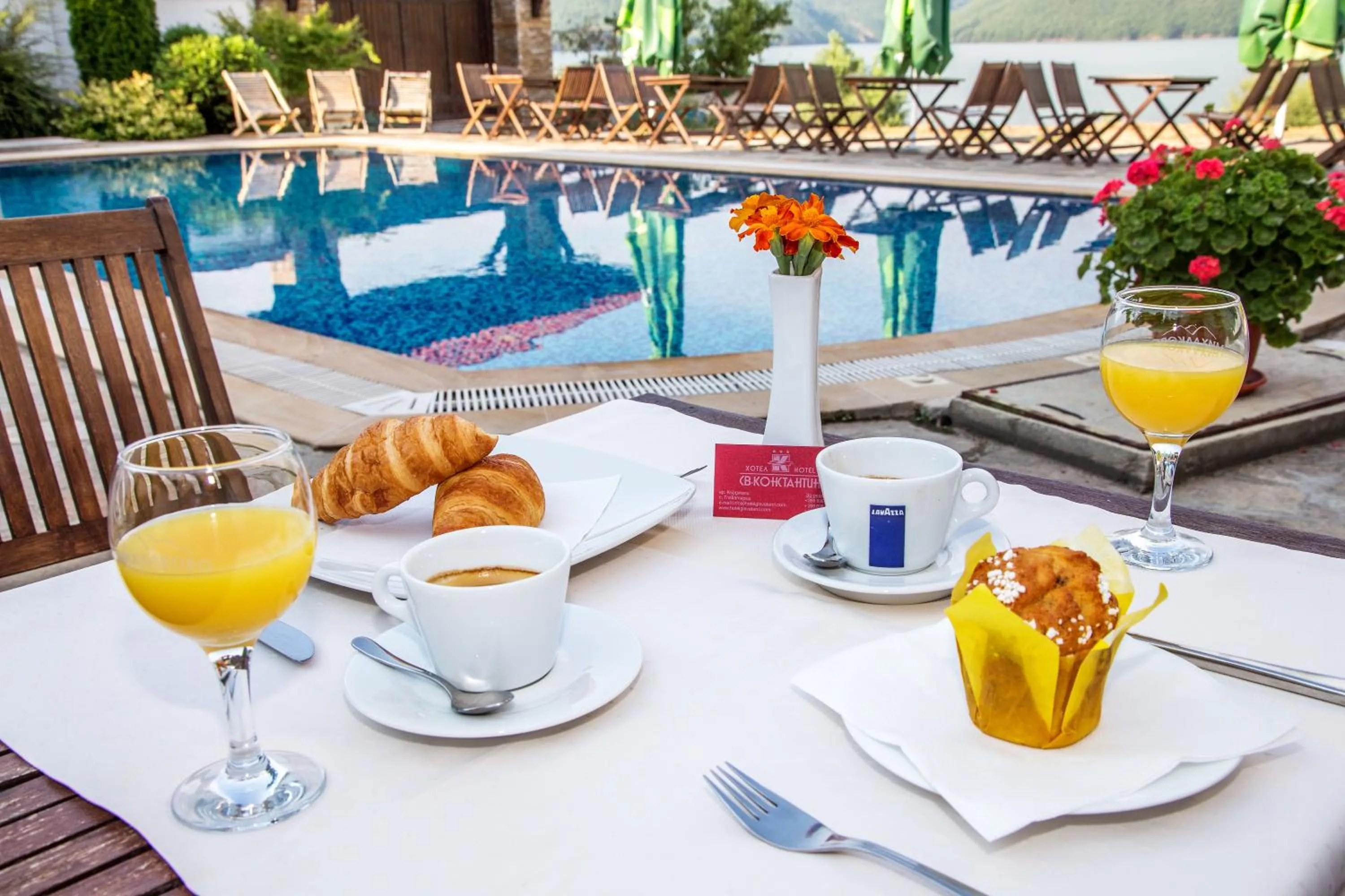 Swimming pool in Family Hotel Saint Konstantin