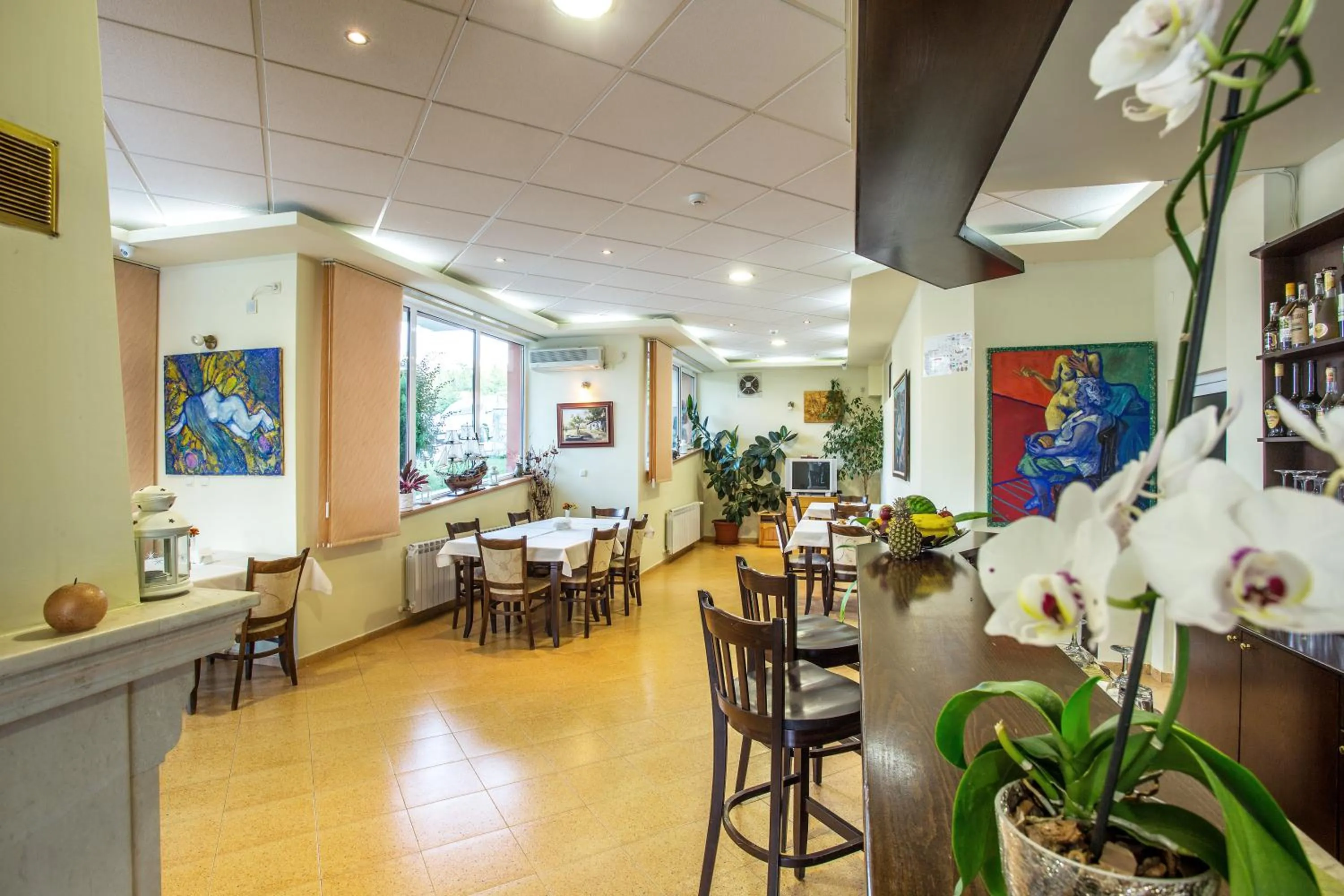 Restaurant/places to eat in Family Hotel Saint Konstantin