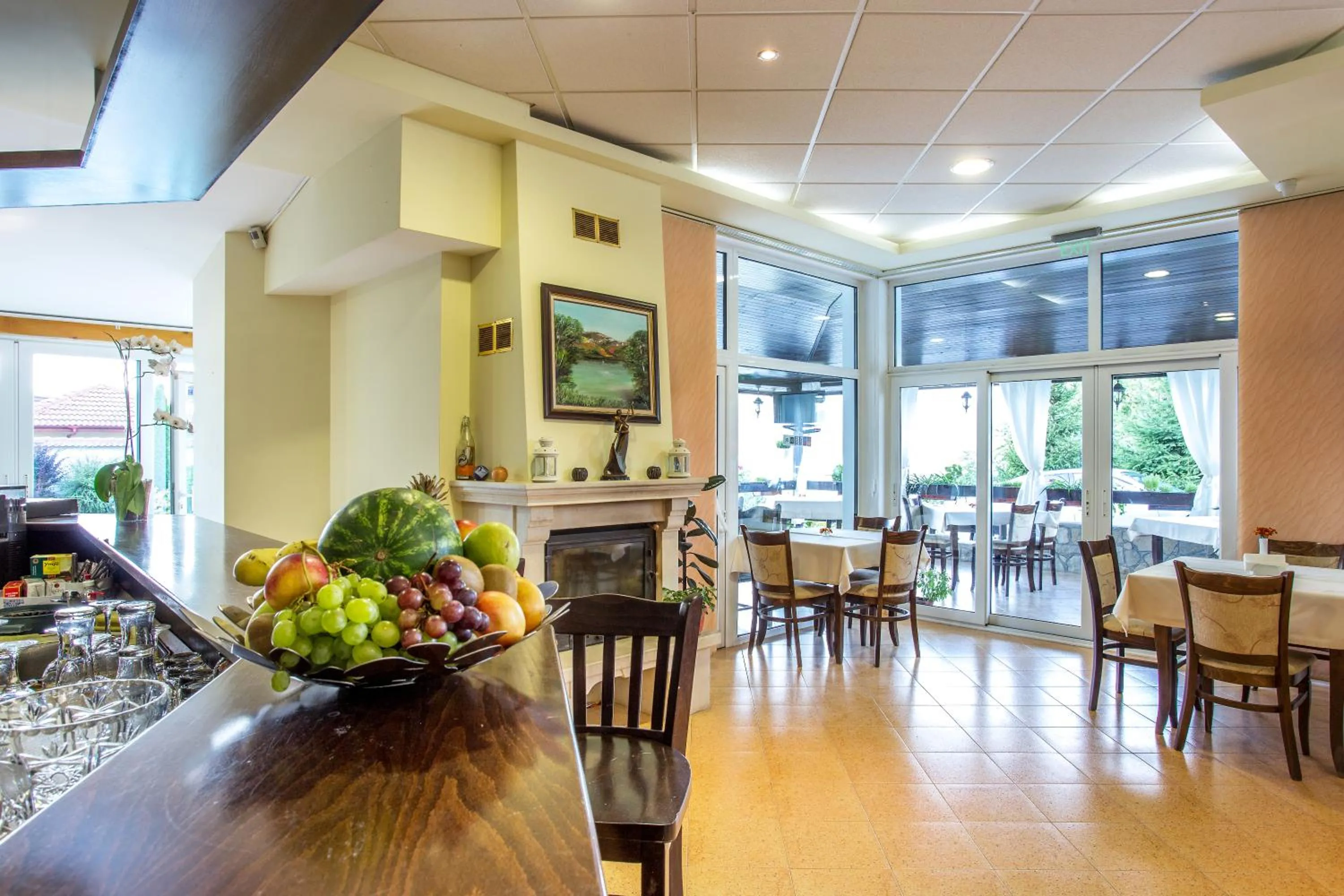 Restaurant/places to eat in Family Hotel Saint Konstantin