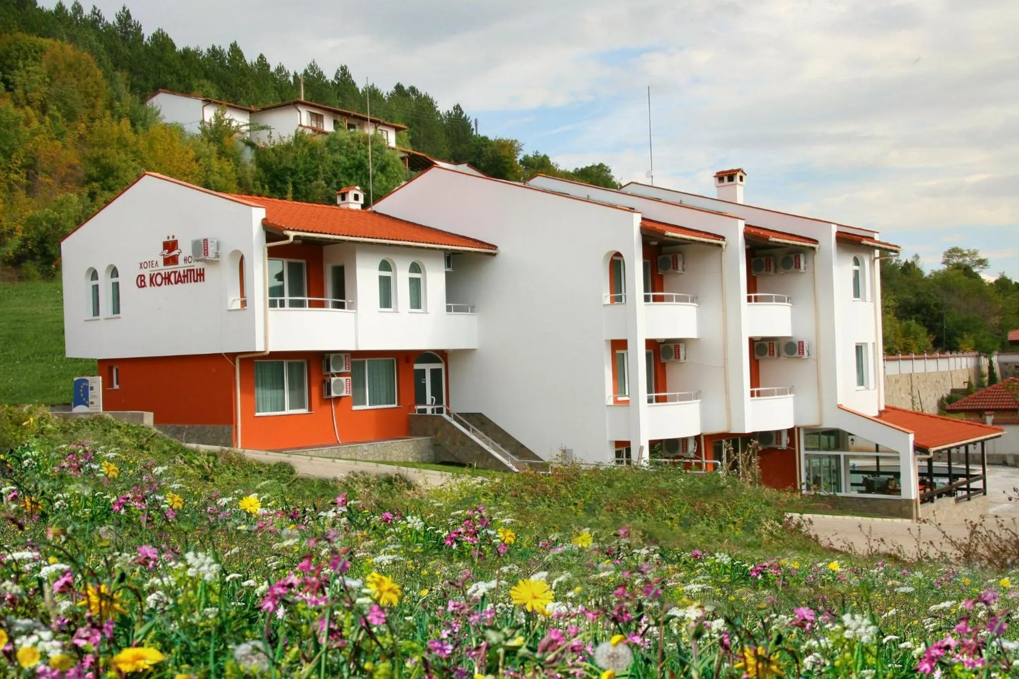 Property building in Family Hotel Saint Konstantin