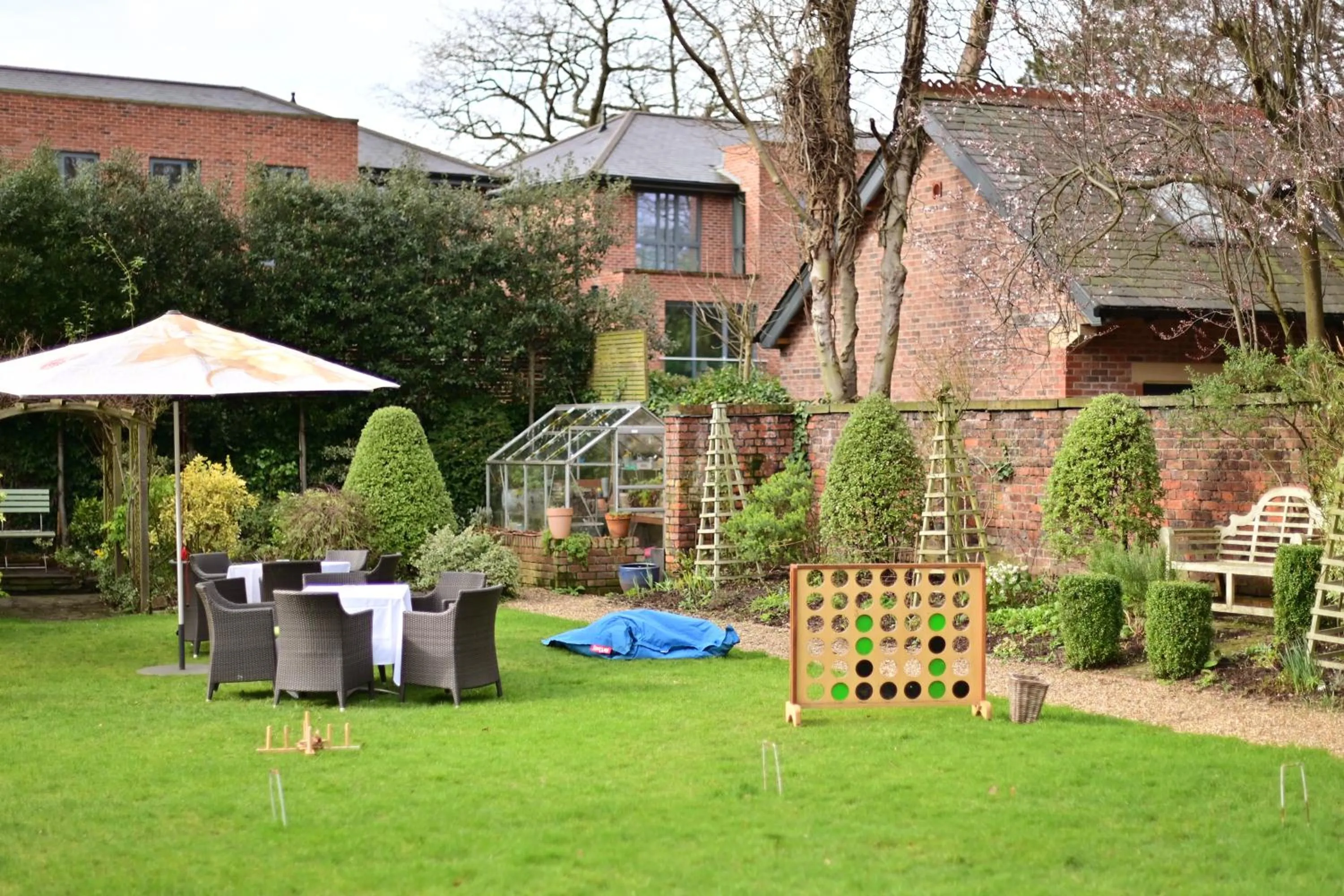 Garden in Eleven Didsbury Park Hotel