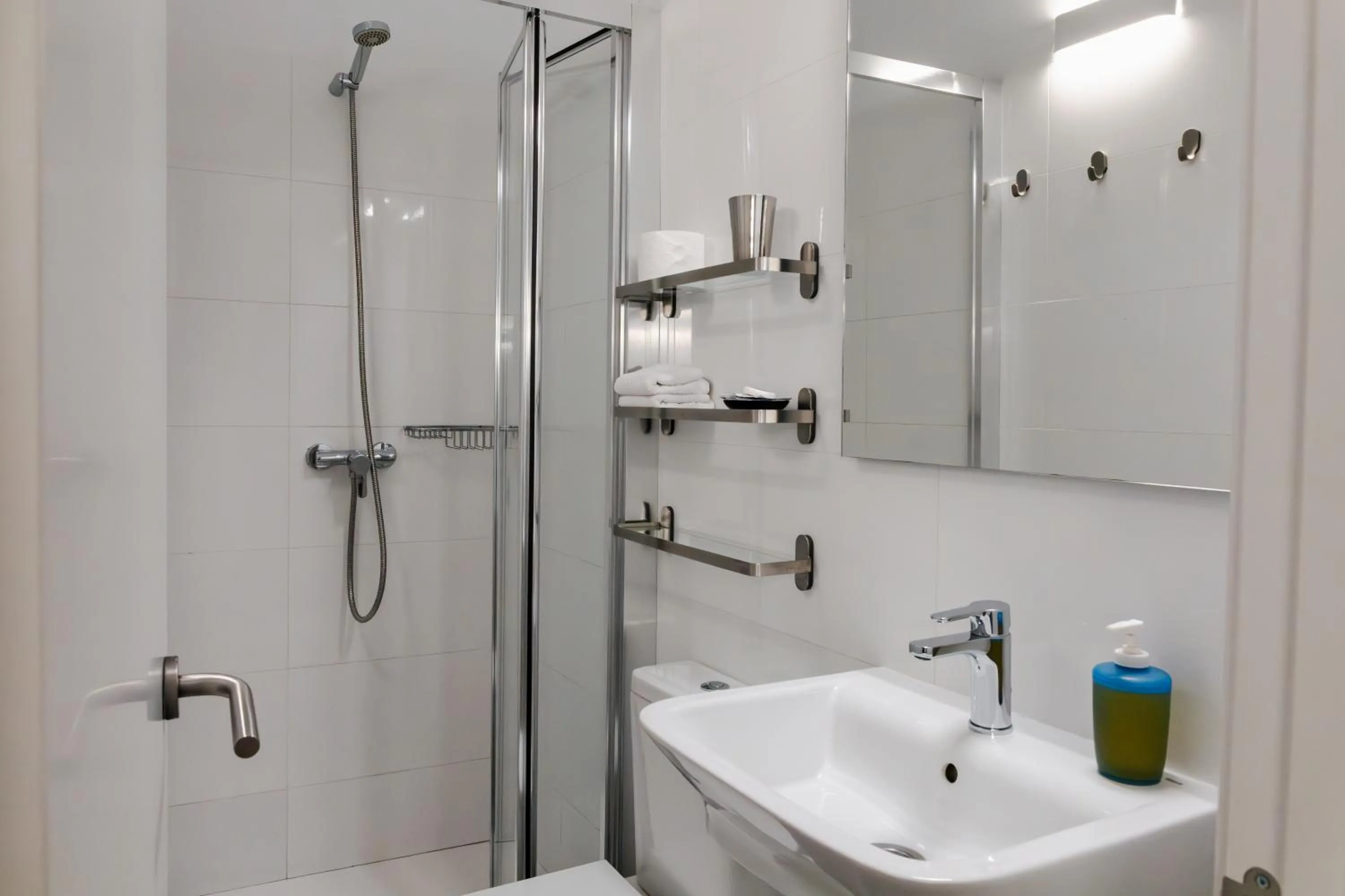 Bathroom in Hostal La Zona