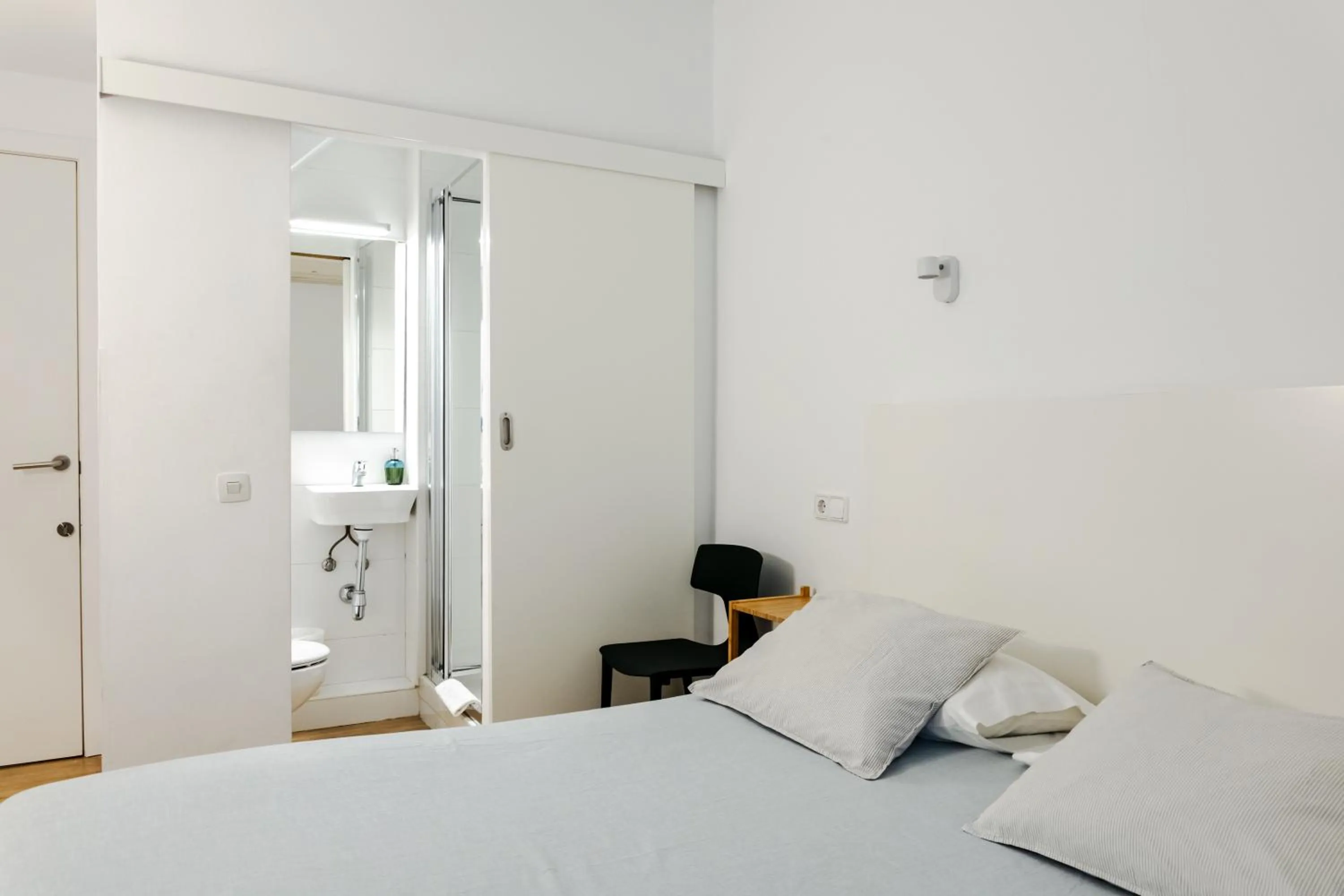 Photo of the whole room, Bed in Hostal La Zona