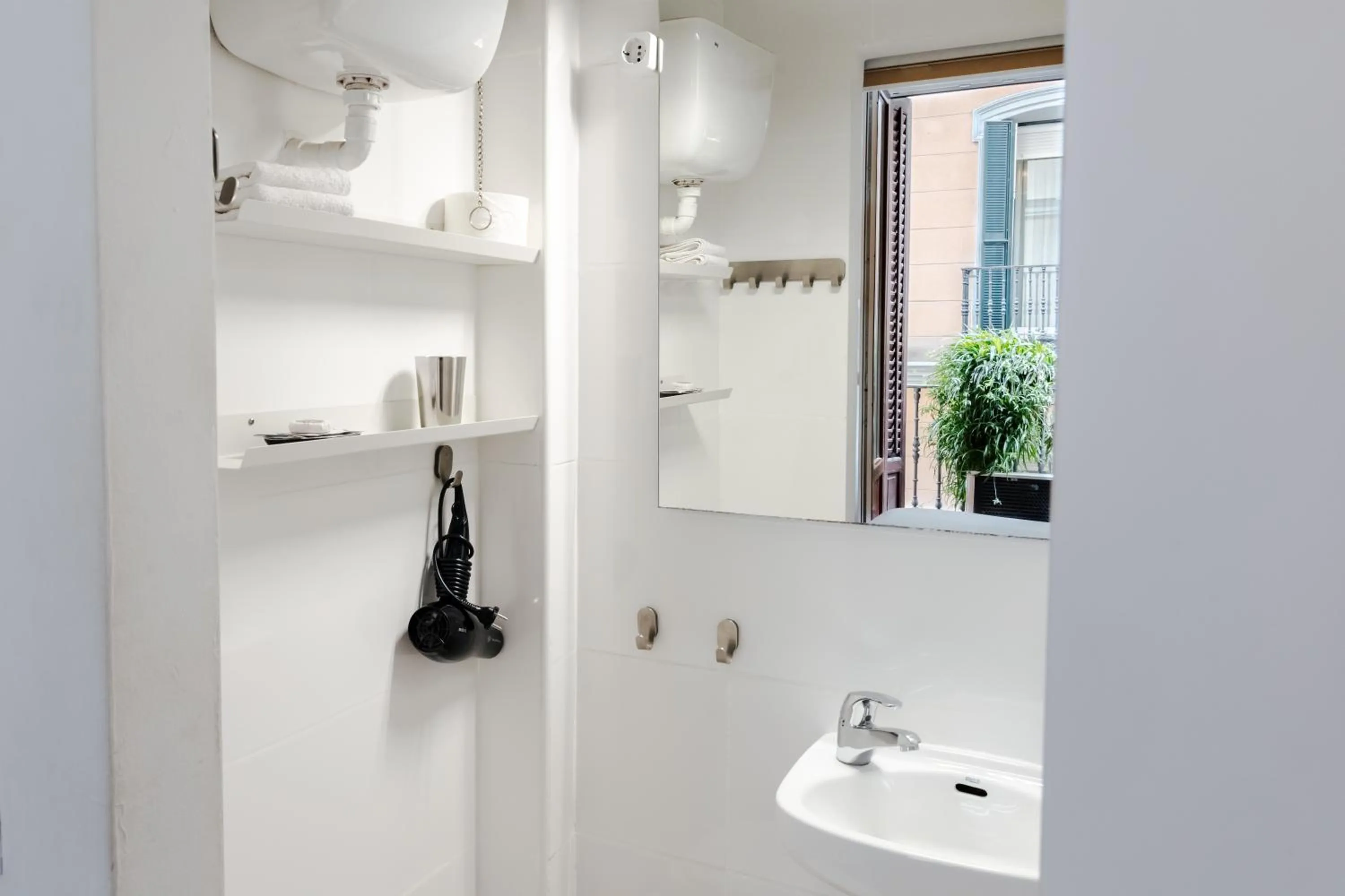 Bathroom in Hostal La Zona