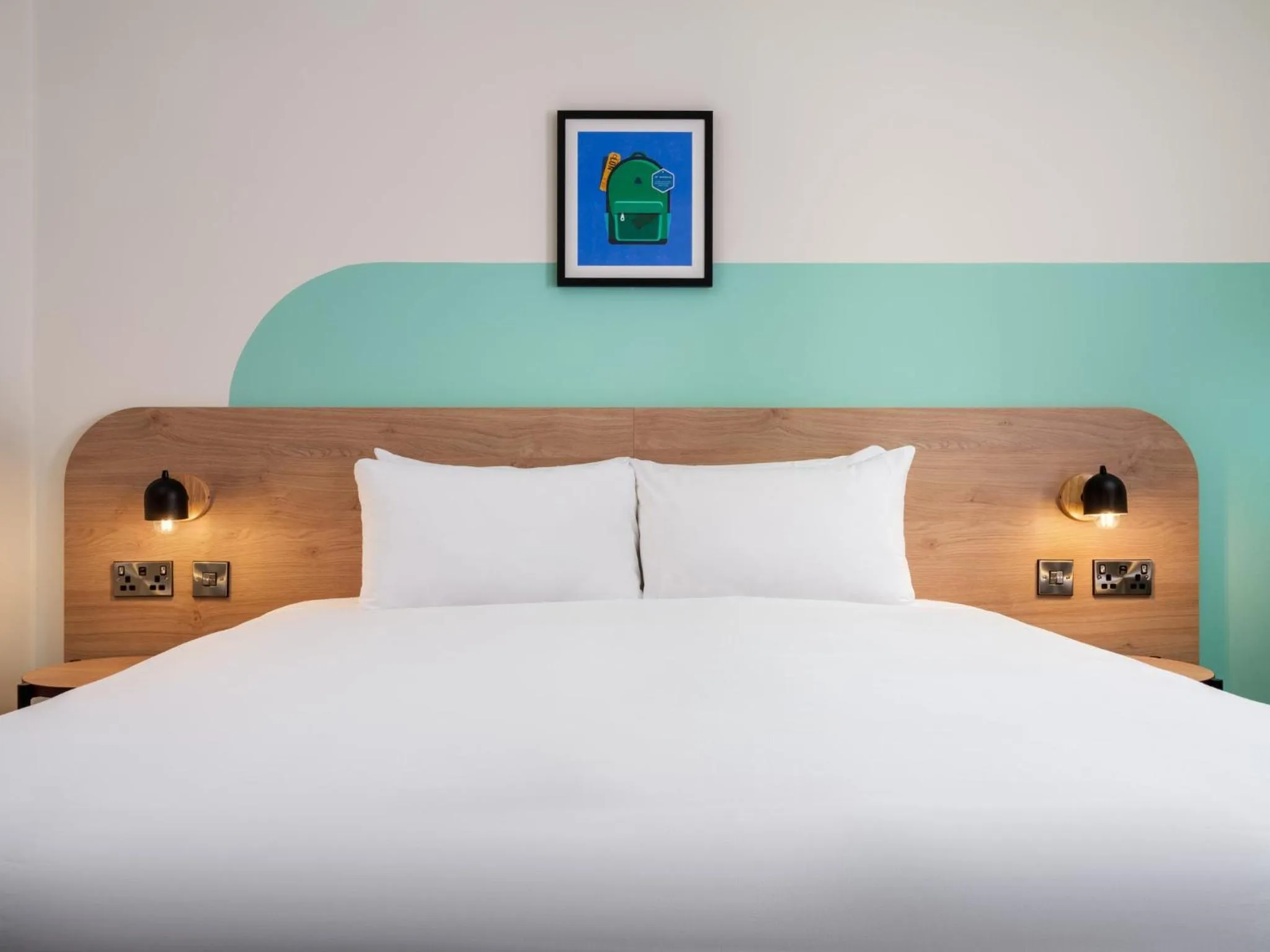 Photo of the whole room, Bed in Garner Hotel Rotherham East by IHG