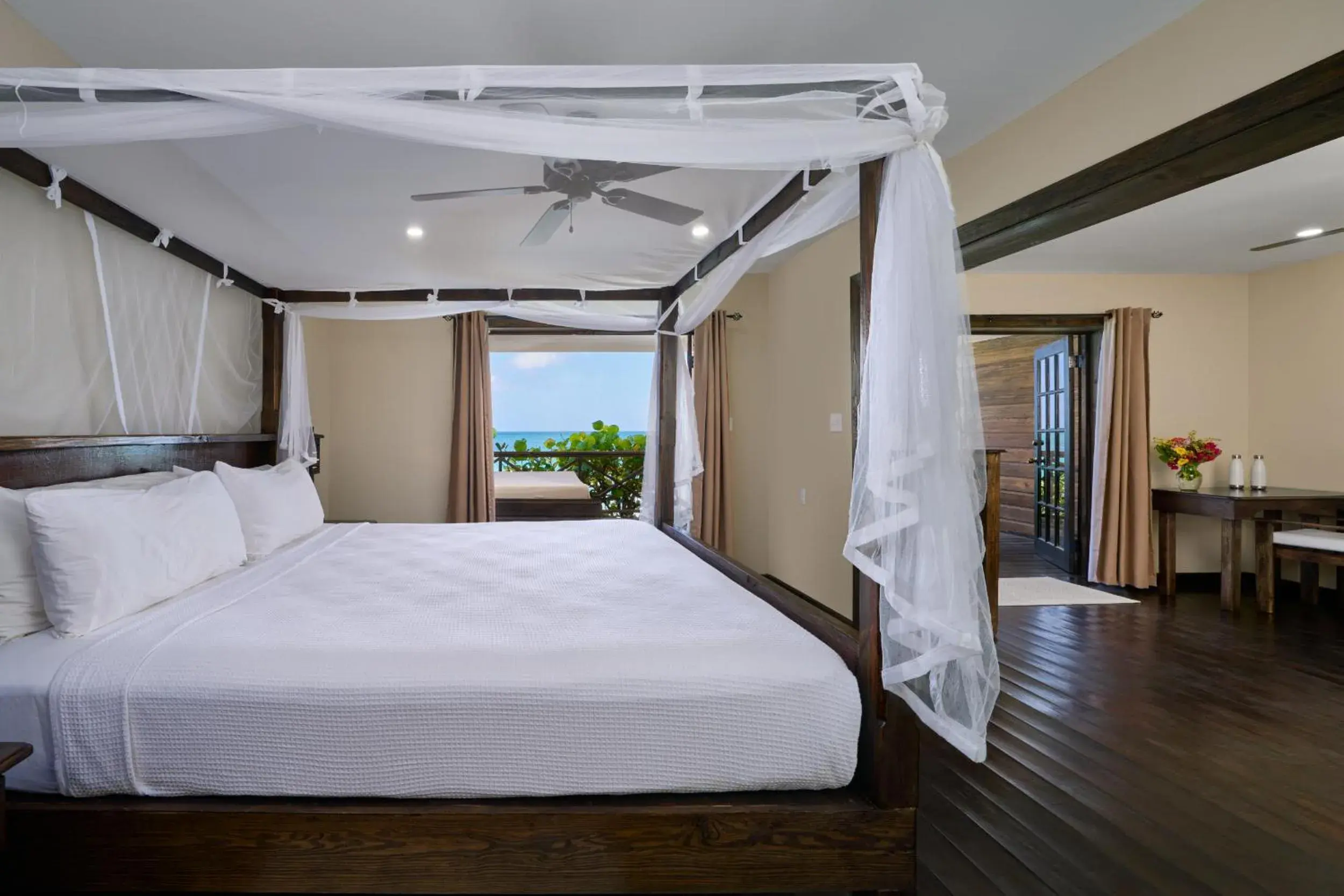Bedroom, Bed in Keyonna Beach - All Inclusive - Couples Only Bedroom, Bed in Keyonna Beach - All Inclusive - Couples Only