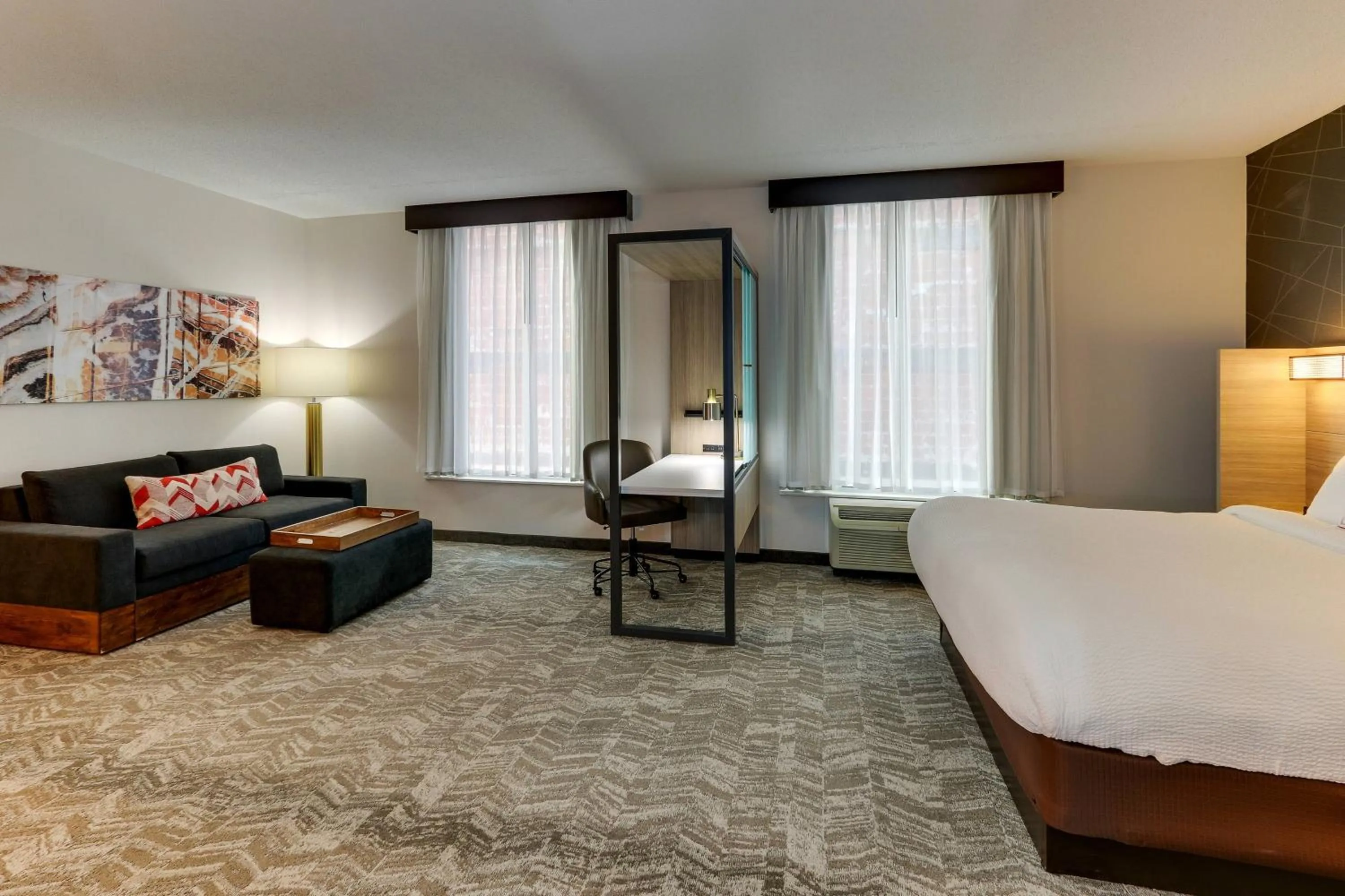 Photo of the whole room, Bed in SpringHill Suites by Marriott Birmingham Downtown at UAB