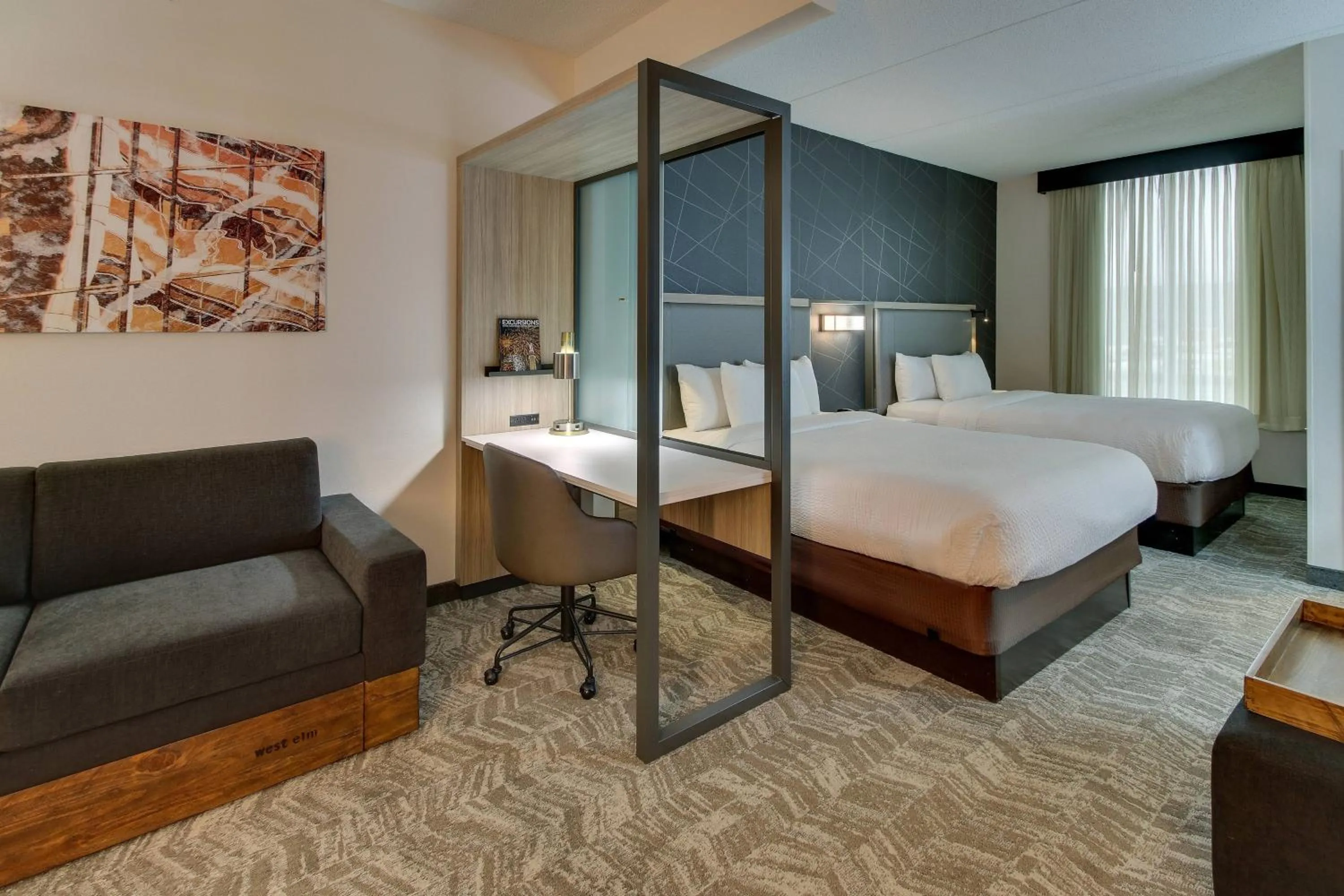 Photo of the whole room, Bed in SpringHill Suites by Marriott Birmingham Downtown at UAB