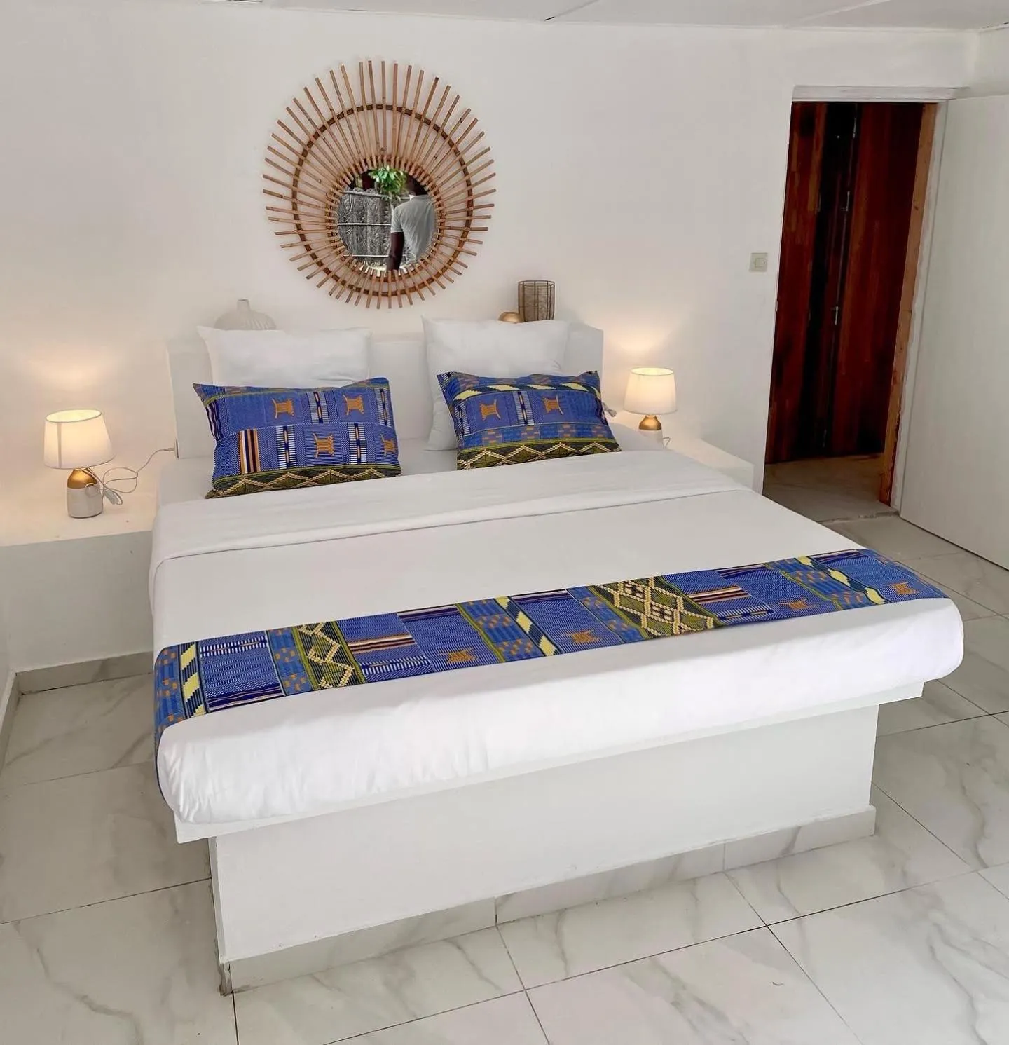 Bed in African Queen Lodge