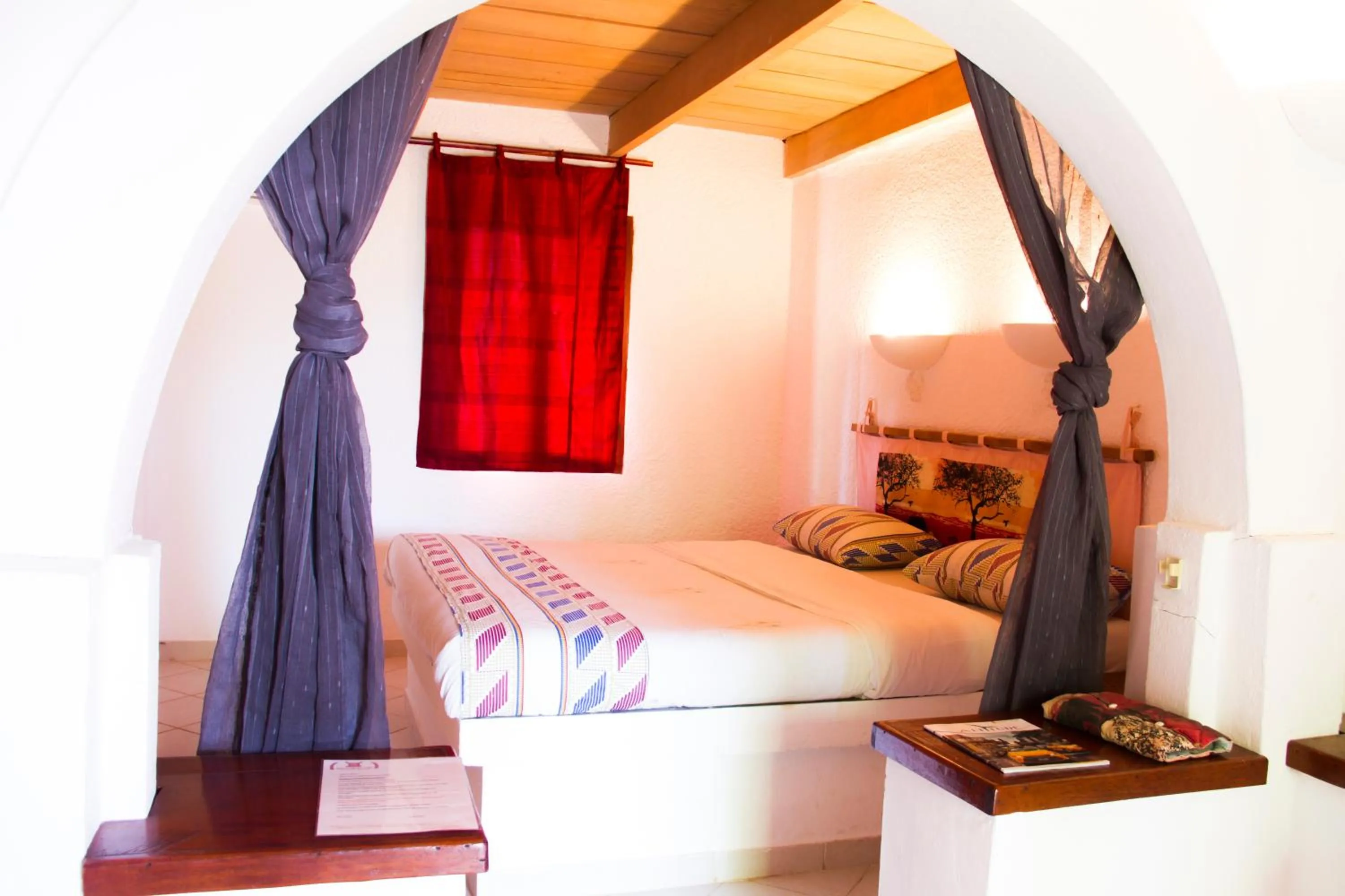Bedroom, Bed in African Queen Lodge