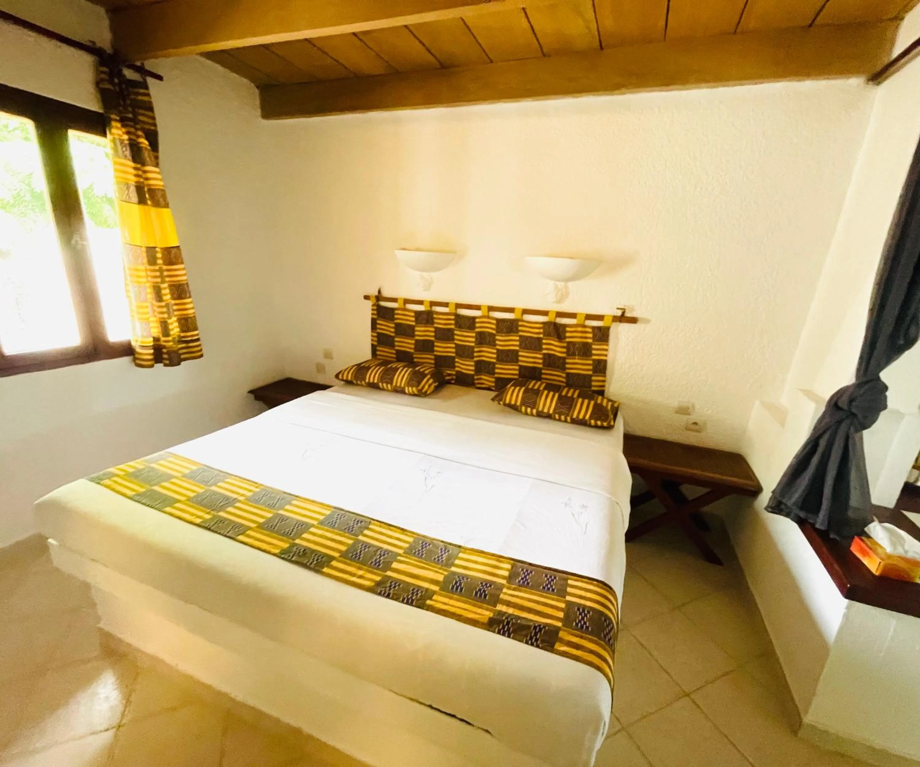 Bedroom, Bed in African Queen Lodge