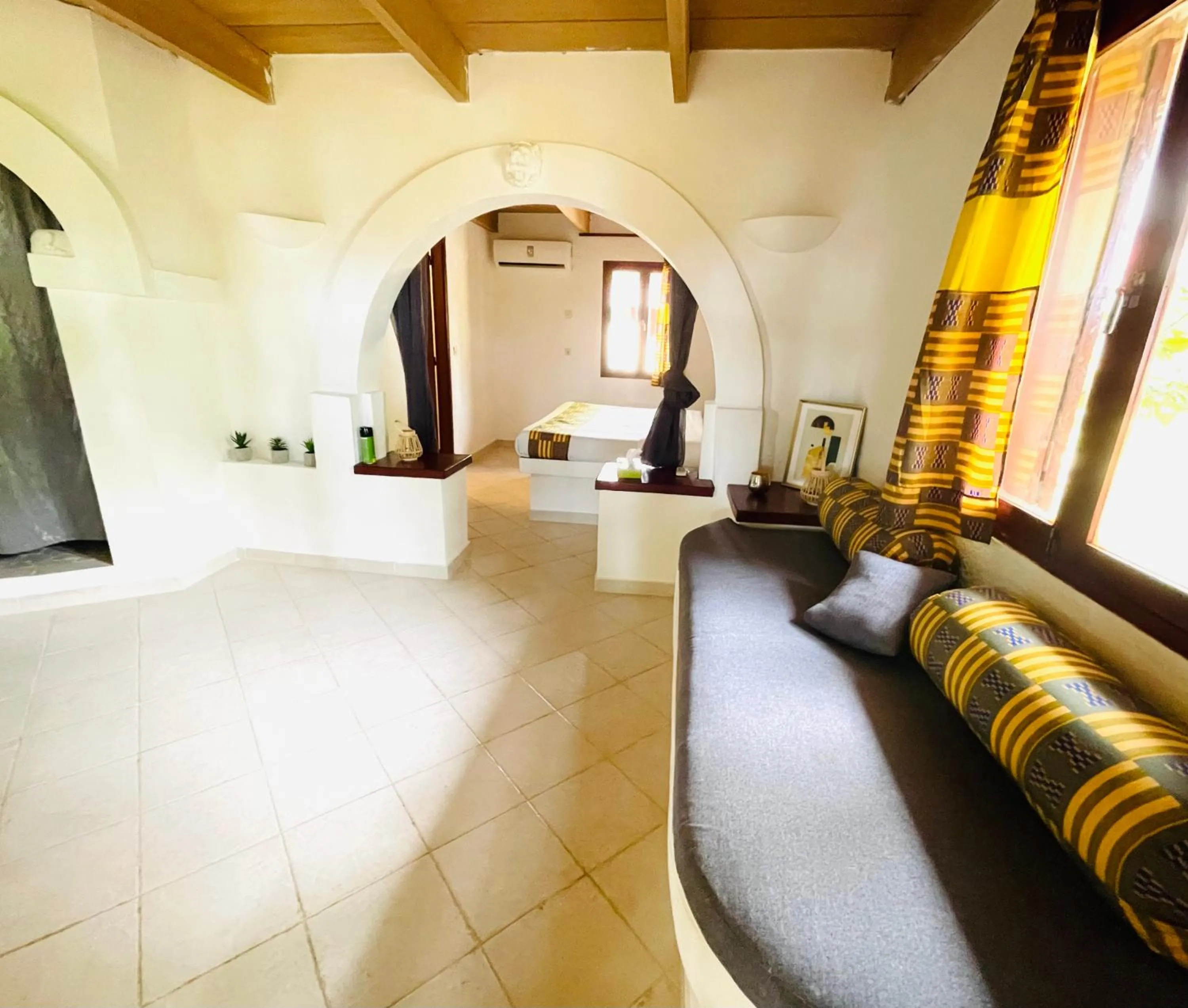 Bedroom in African Queen Lodge