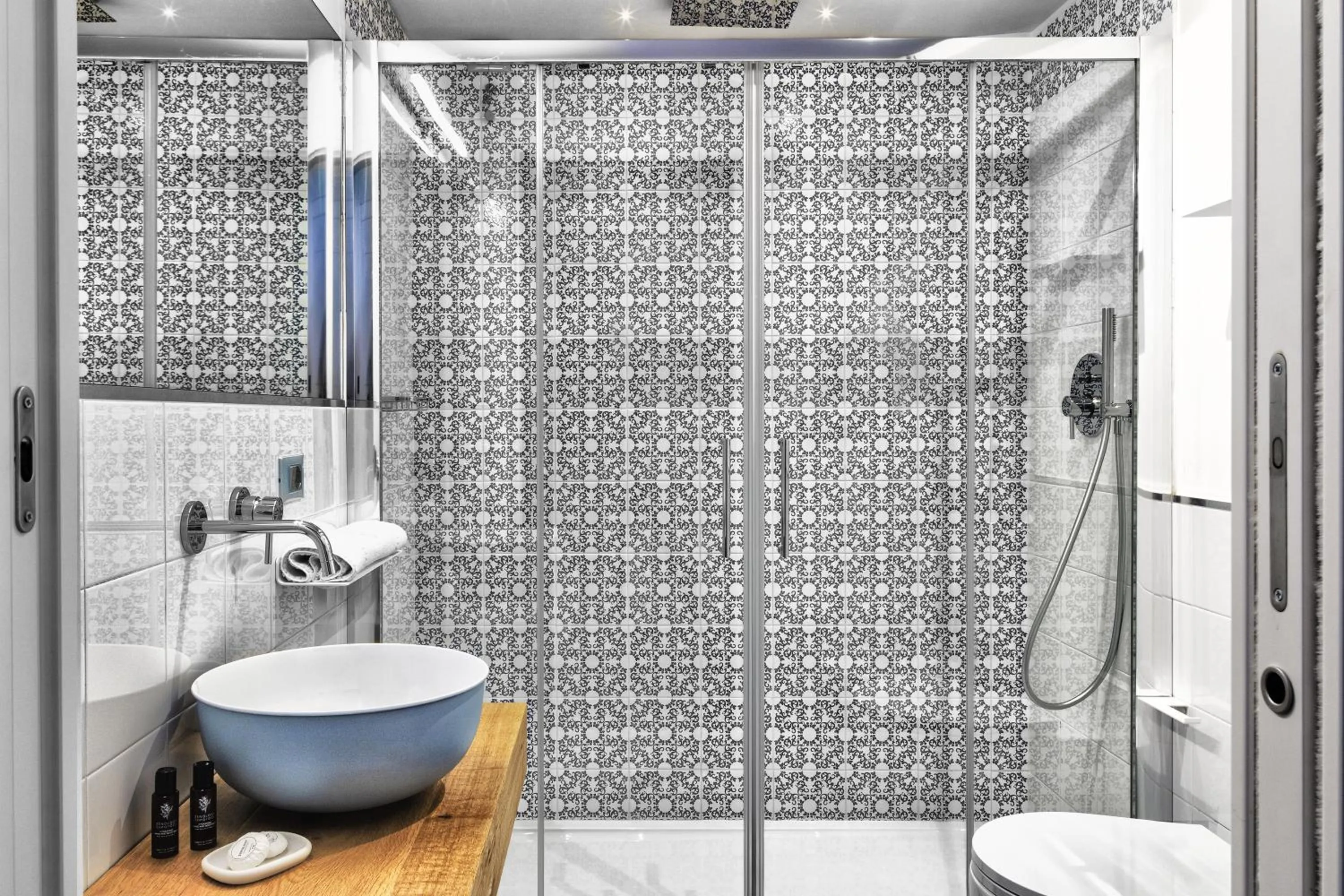 Bathroom in Manzoni 46 - Ospitalità siciliana