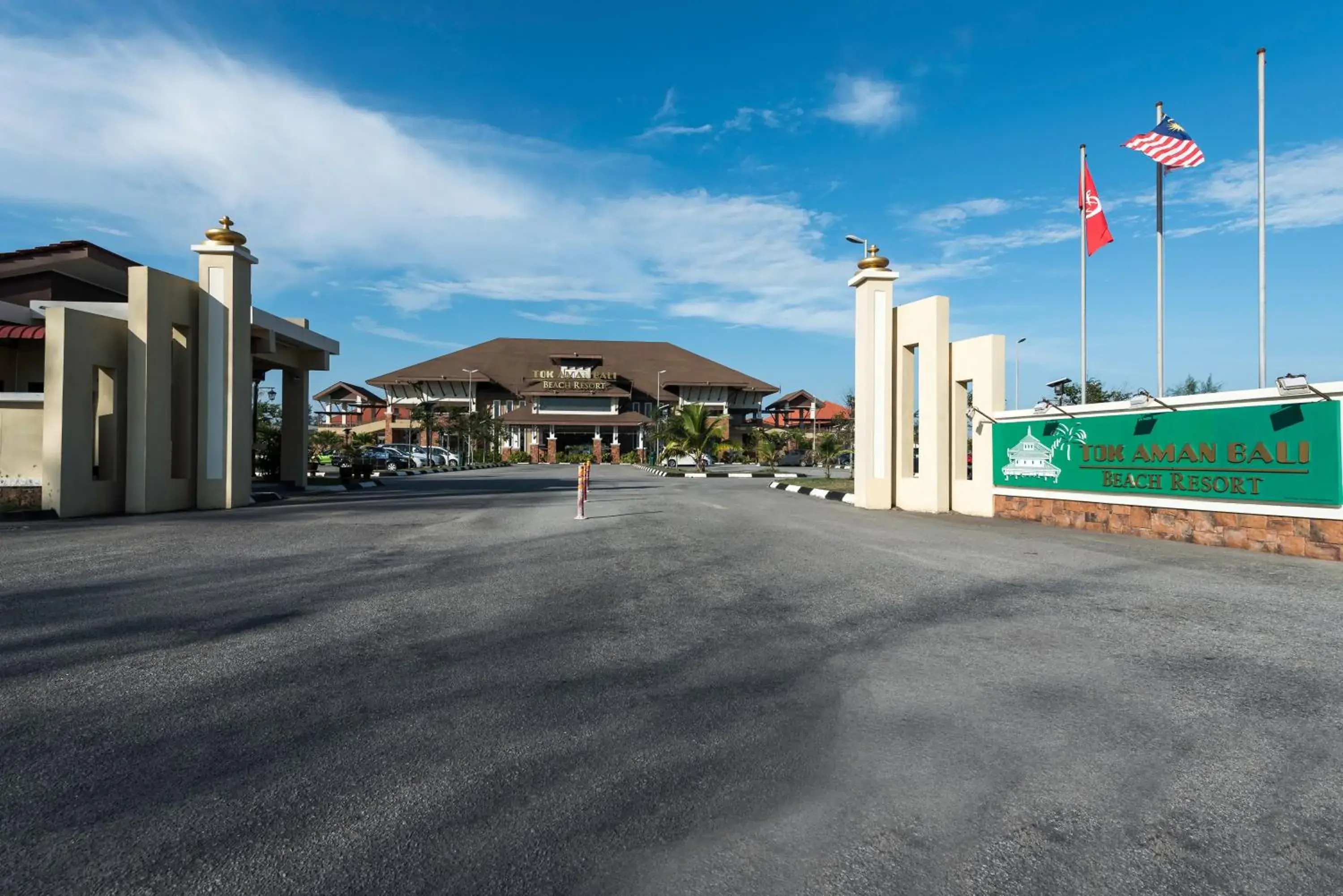 Property building in Tok Aman Bali Beach Resort @ Beachfront Property building in Tok Aman Bali Beach Resort @ Beachfront