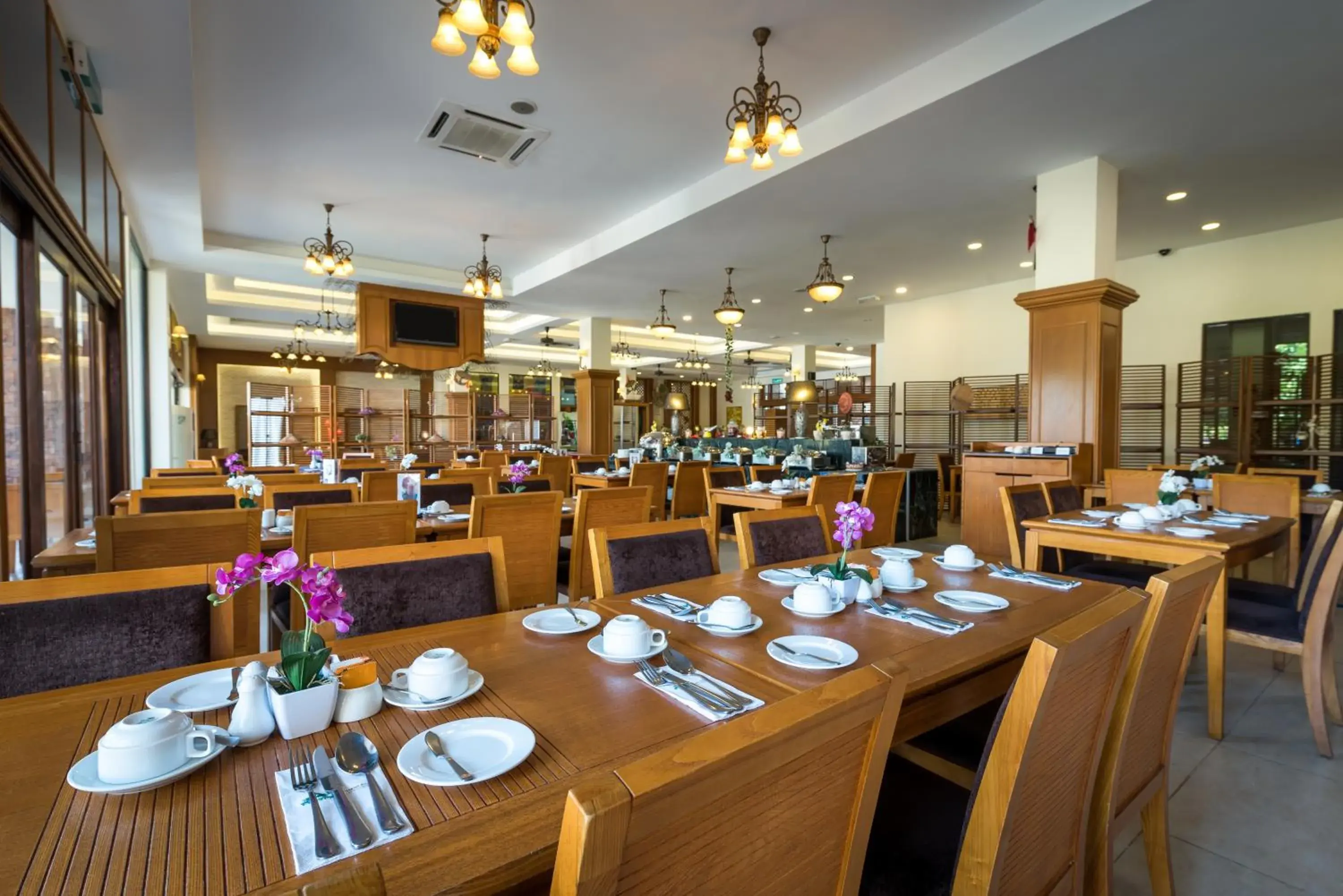 Restaurant/places to eat in Tok Aman Bali Beach Resort @ Beachfront Restaurant/places to eat in Tok Aman Bali Beach Resort @ Beachfront