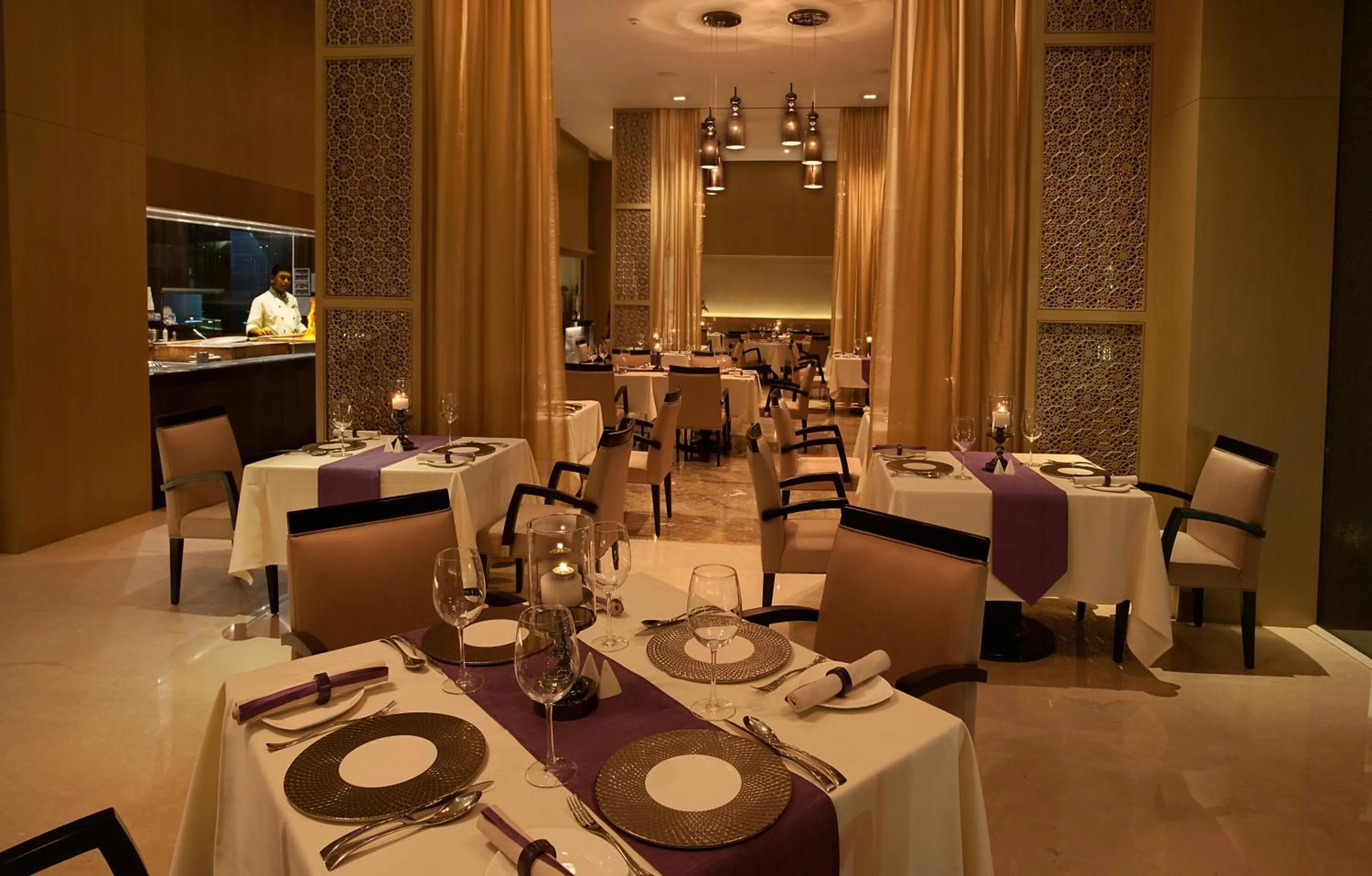 Restaurant/places to eat in Novotel Visakhapatnam Varun Beach