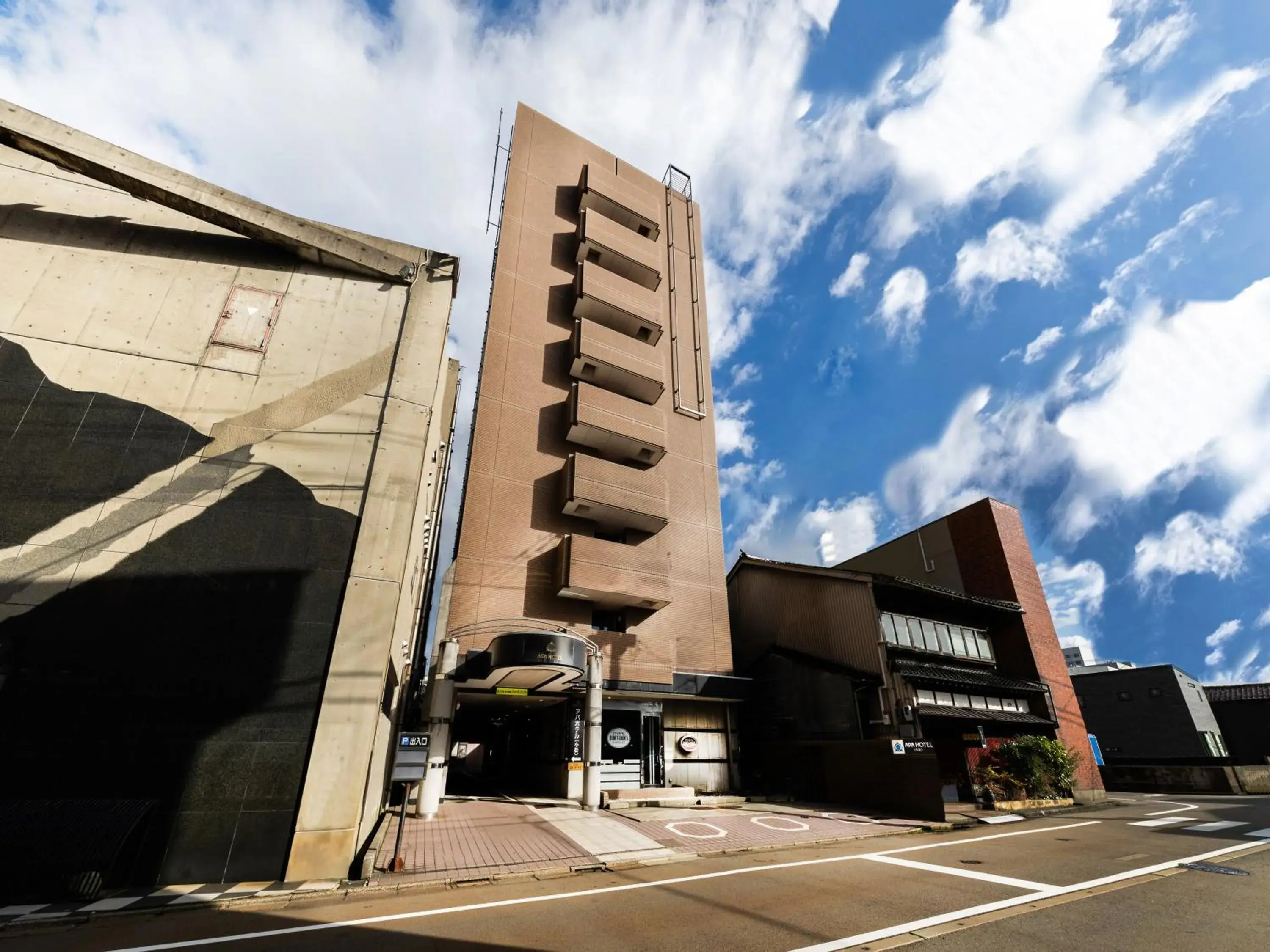 Property building in APA Hotel Komatsu Property building in APA Hotel Komatsu