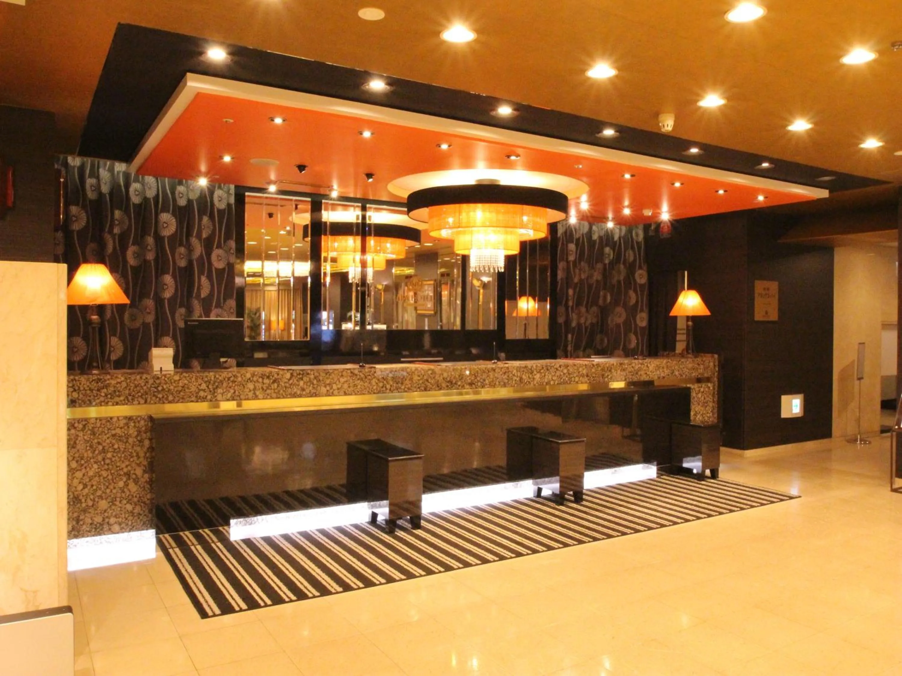 Lobby or reception in APA Hotel Komatsu Grand