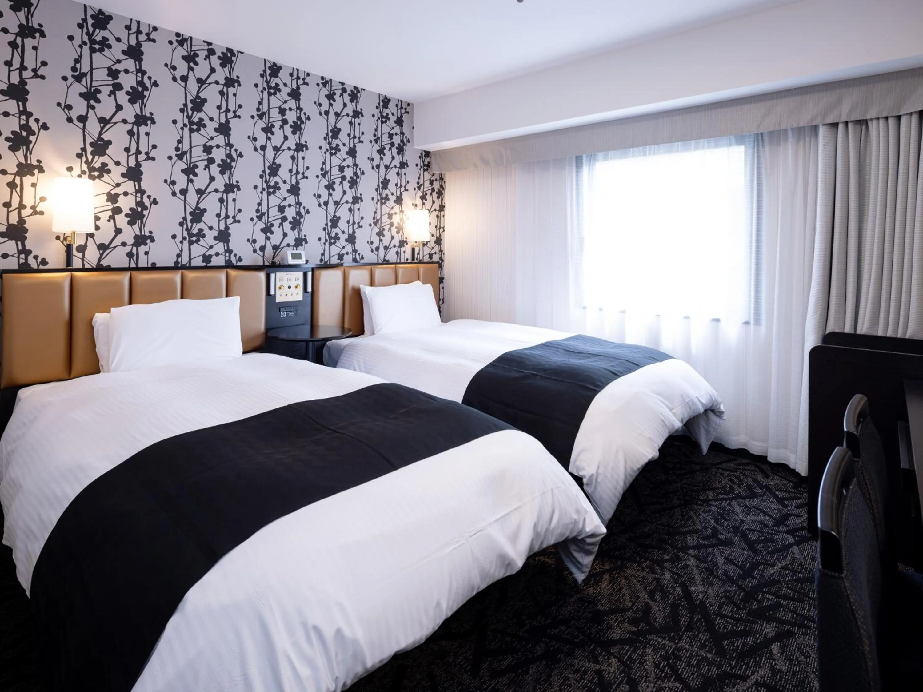 Photo of the whole room, Bed in APA Hotel Nagoya Sakae Ekimae EXCELLENT