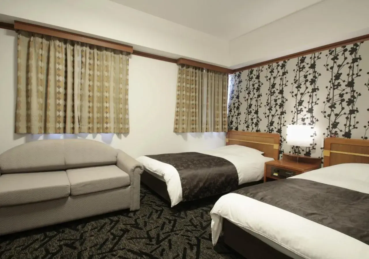 Photo of the whole room, Bed in APA Hotel Kanazawa Nomachi Photo of the whole room, Bed in APA Hotel Kanazawa Nomachi