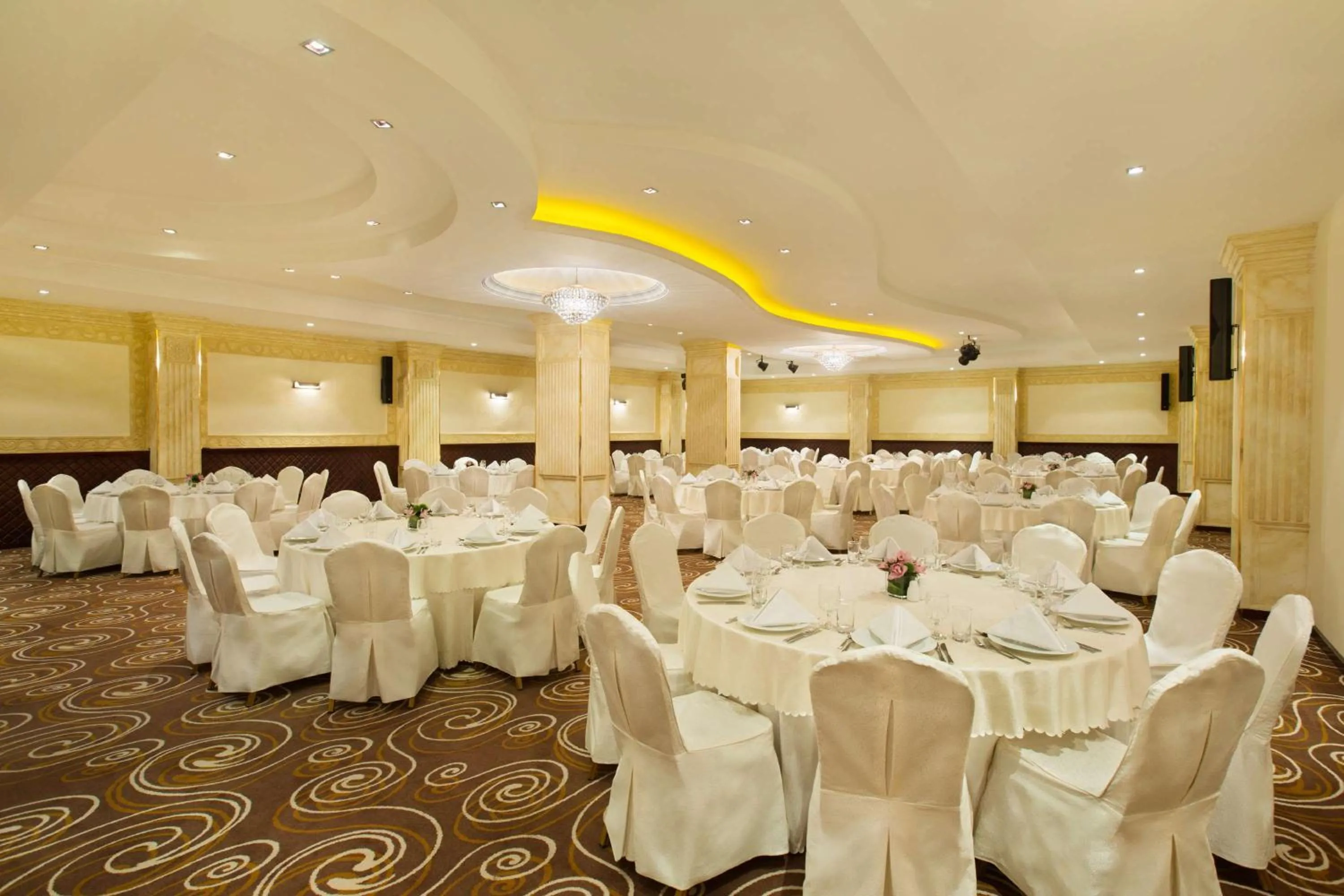 Meeting/conference room in DoubleTree by Hilton Dhahran