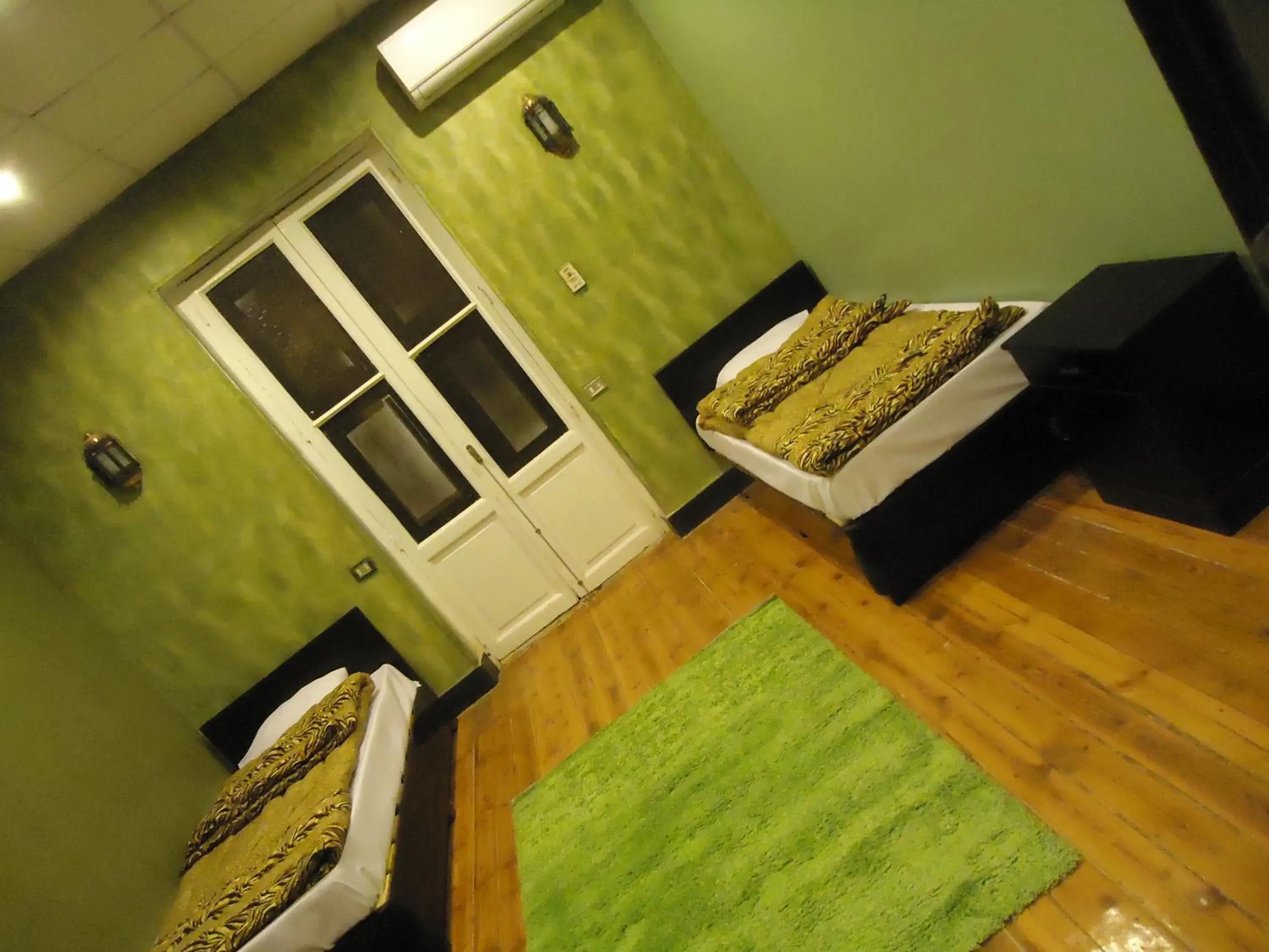 Staff, Bed in Freedom Hostel Staff, Bed in Freedom Hostel