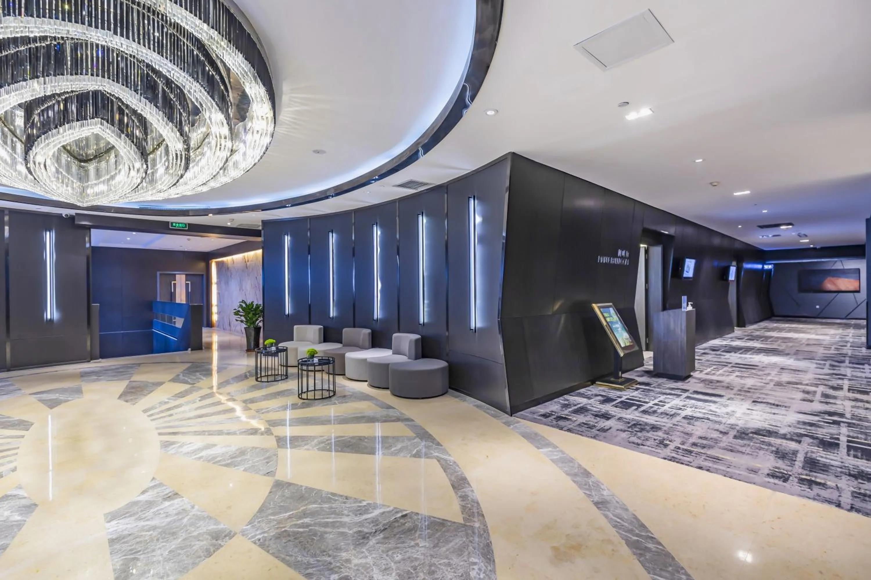 Seating area in Novotel Zhengzhou Convention Centre