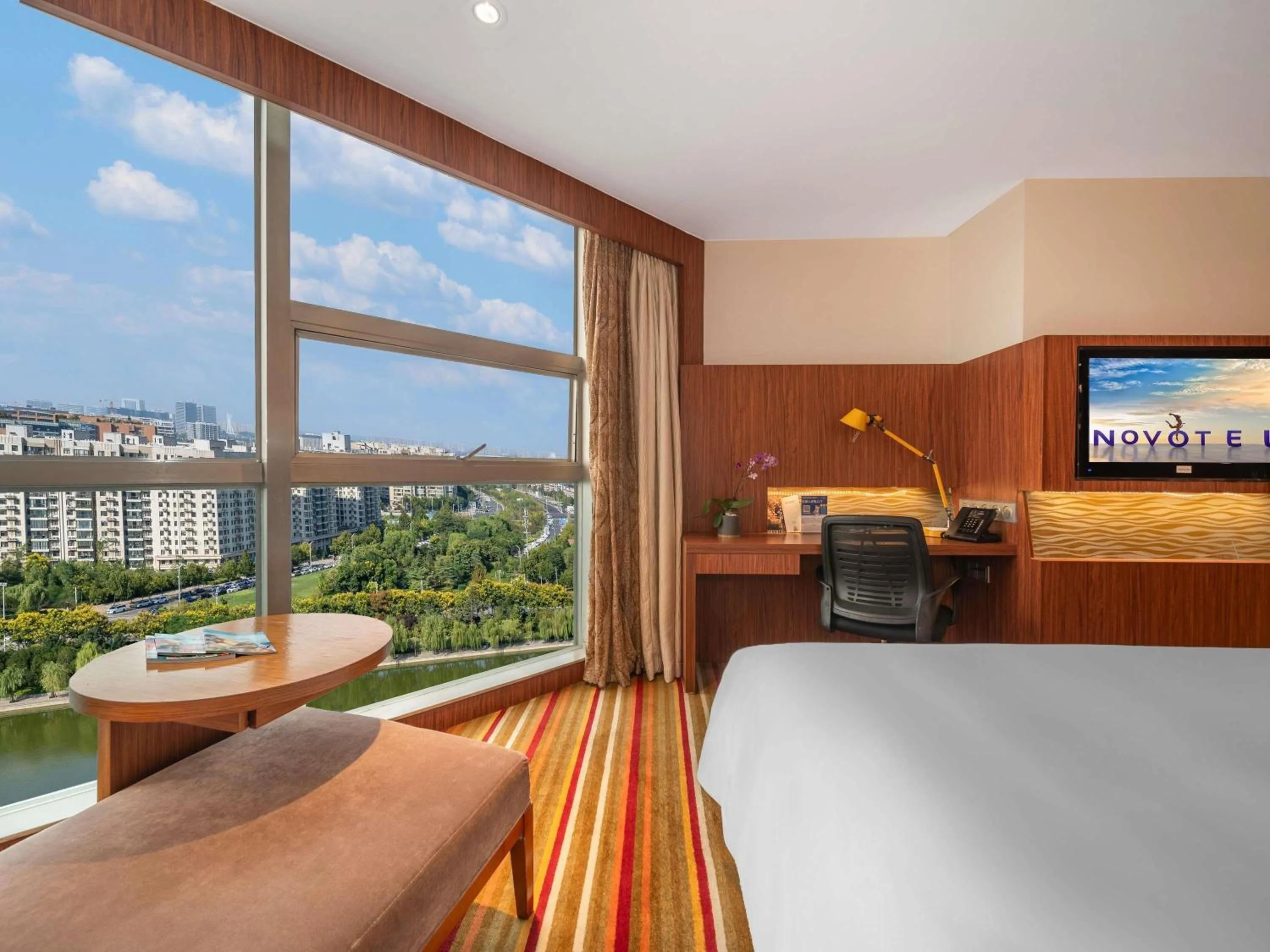 Bedroom in Novotel Zhengzhou Convention Centre