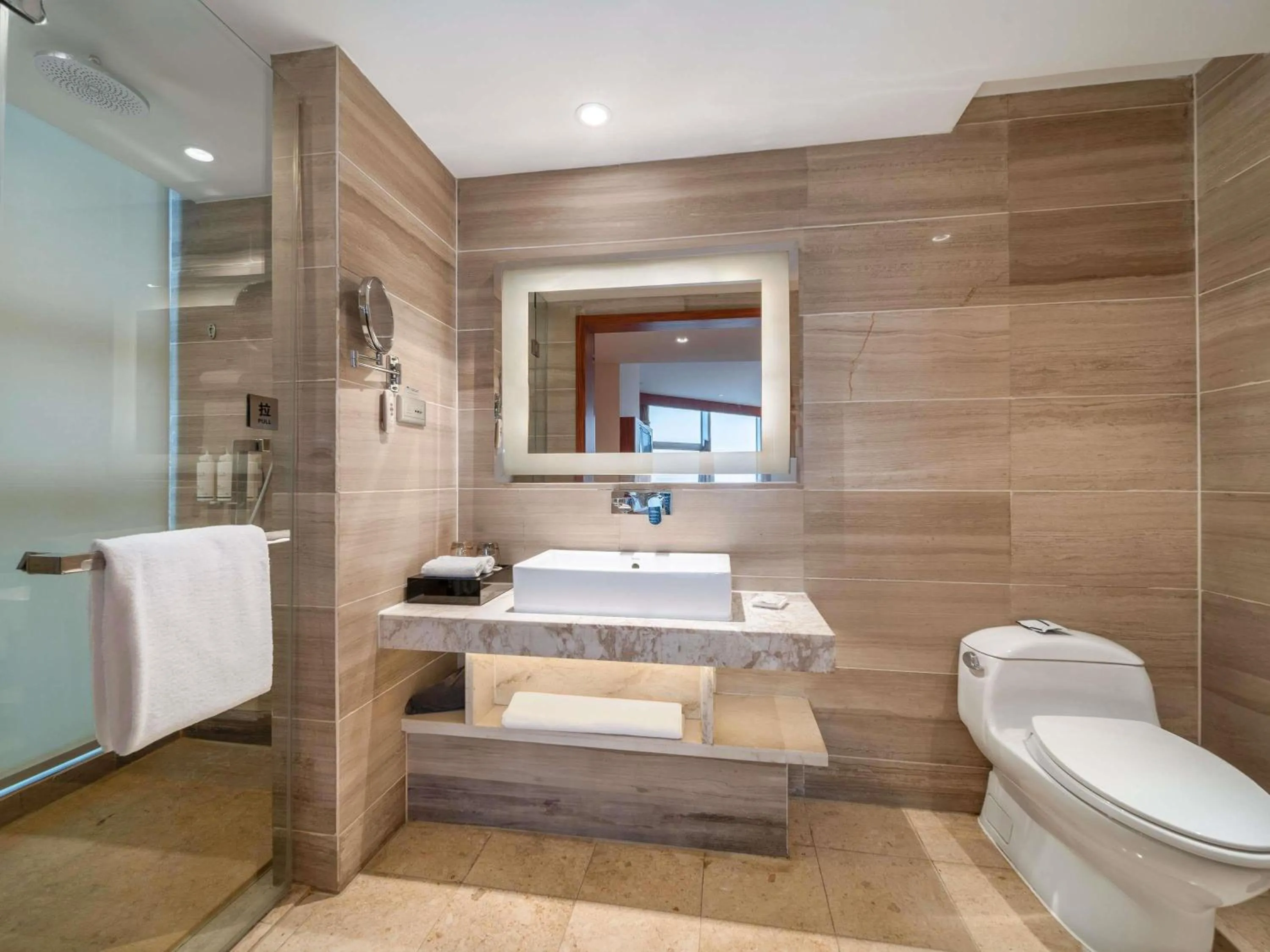 Bedroom in Novotel Zhengzhou Convention Centre