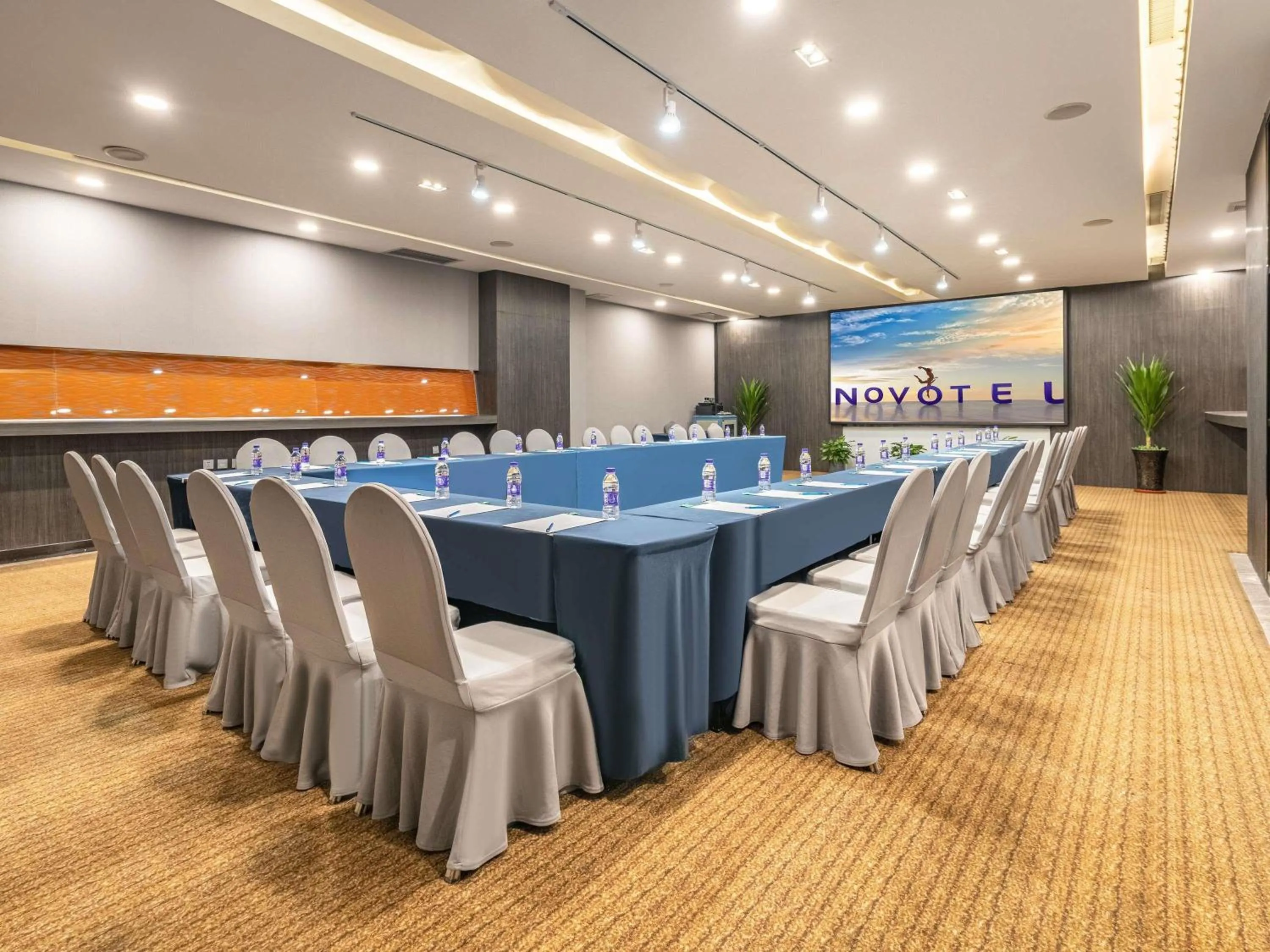 Meeting/conference room in Novotel Zhengzhou Convention Centre