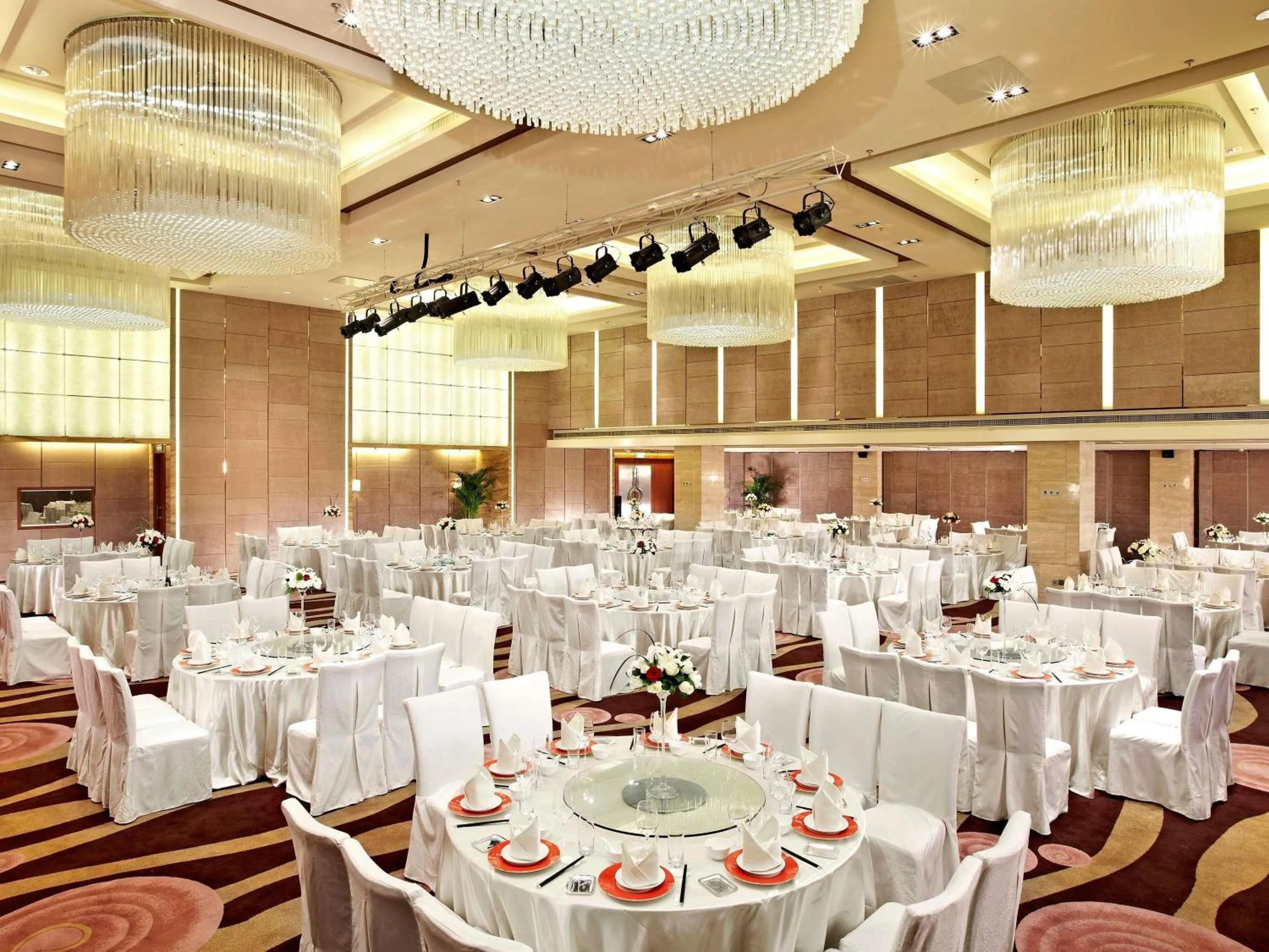 Meeting/conference room in Pullman Xiamen Powerlong