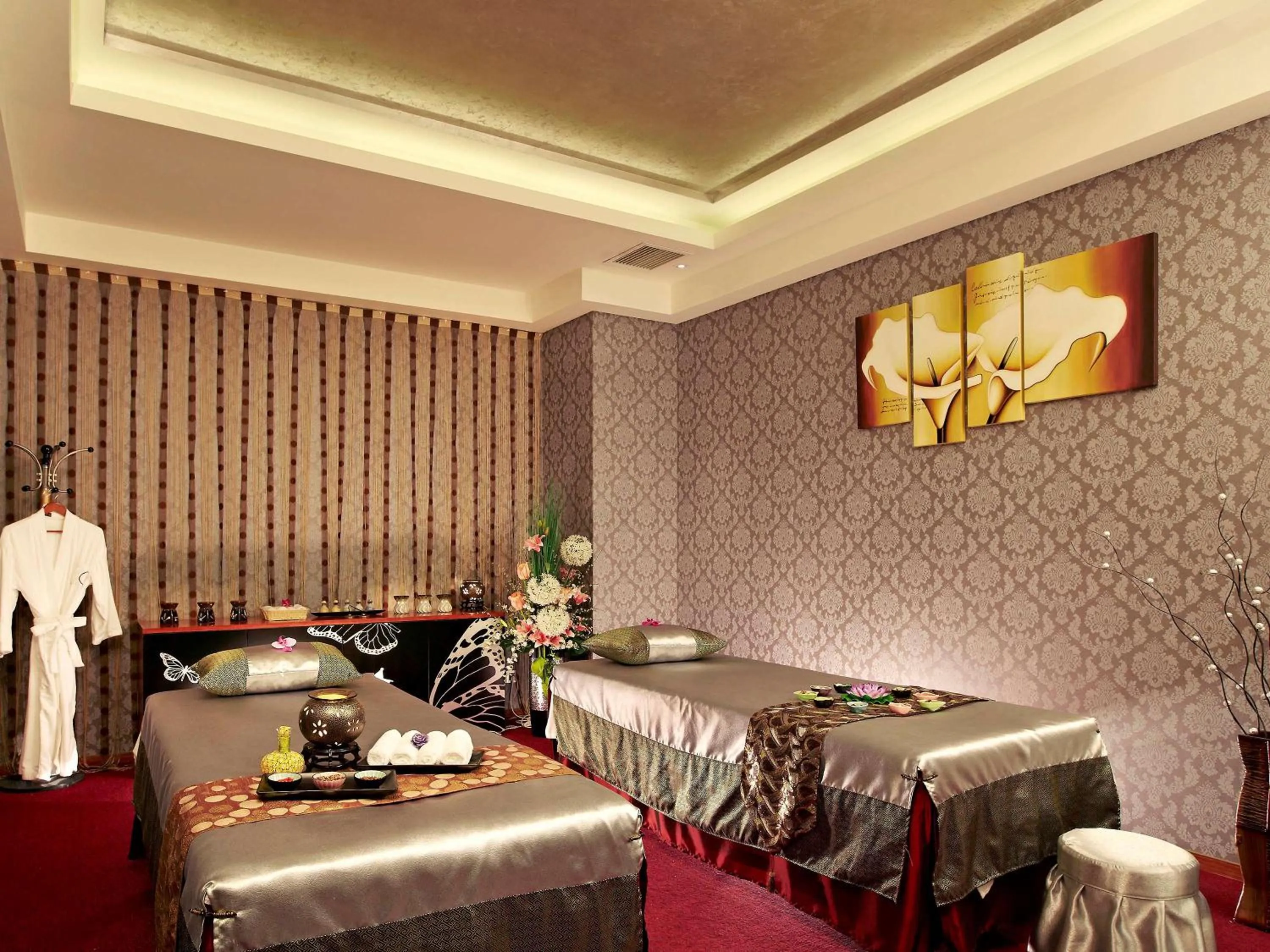 Spa and wellness centre/facilities, Bed in Pullman Xiamen Powerlong