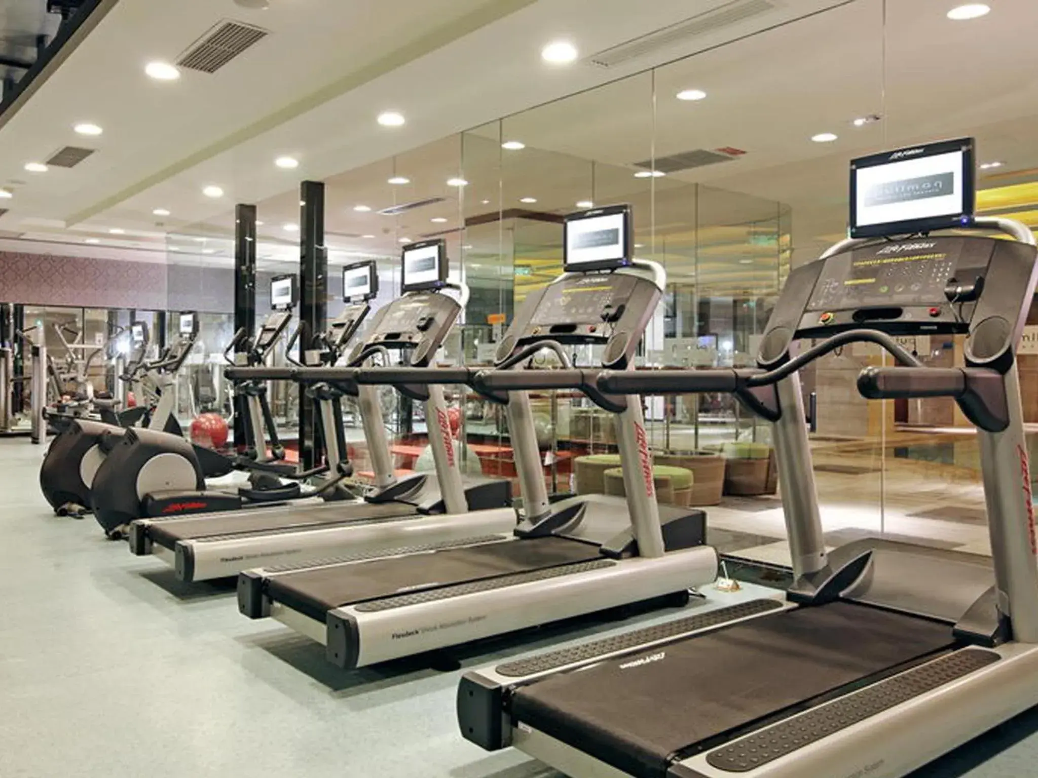 Fitness centre/facilities in Pullman Xiamen Powerlong Fitness centre/facilities in Pullman Xiamen Powerlong