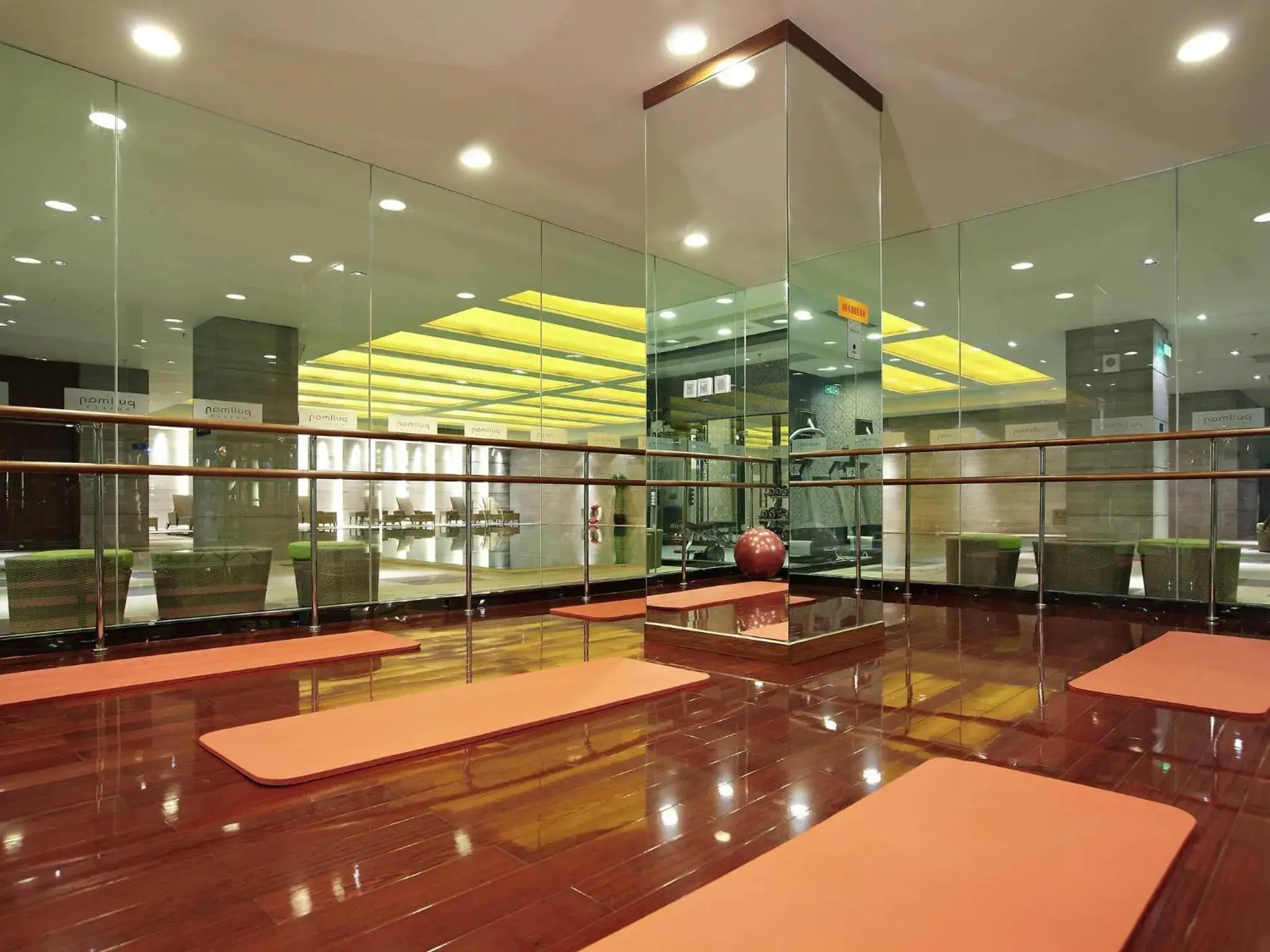 Pool view in Pullman Xiamen Powerlong Pool view in Pullman Xiamen Powerlong