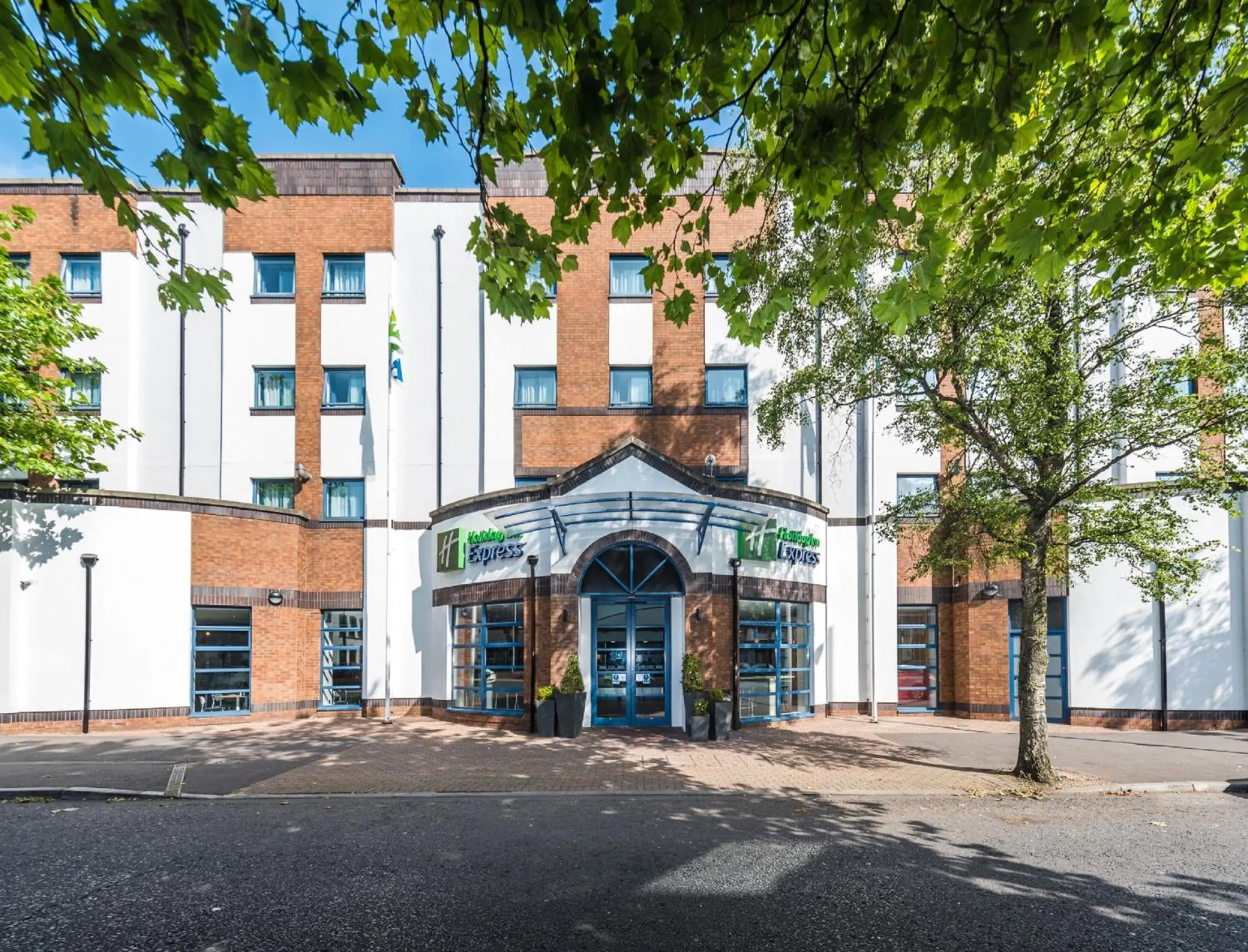 Property building in Holiday Inn Express Belfast City by IHG Property building in Holiday Inn Express Belfast City by IHG