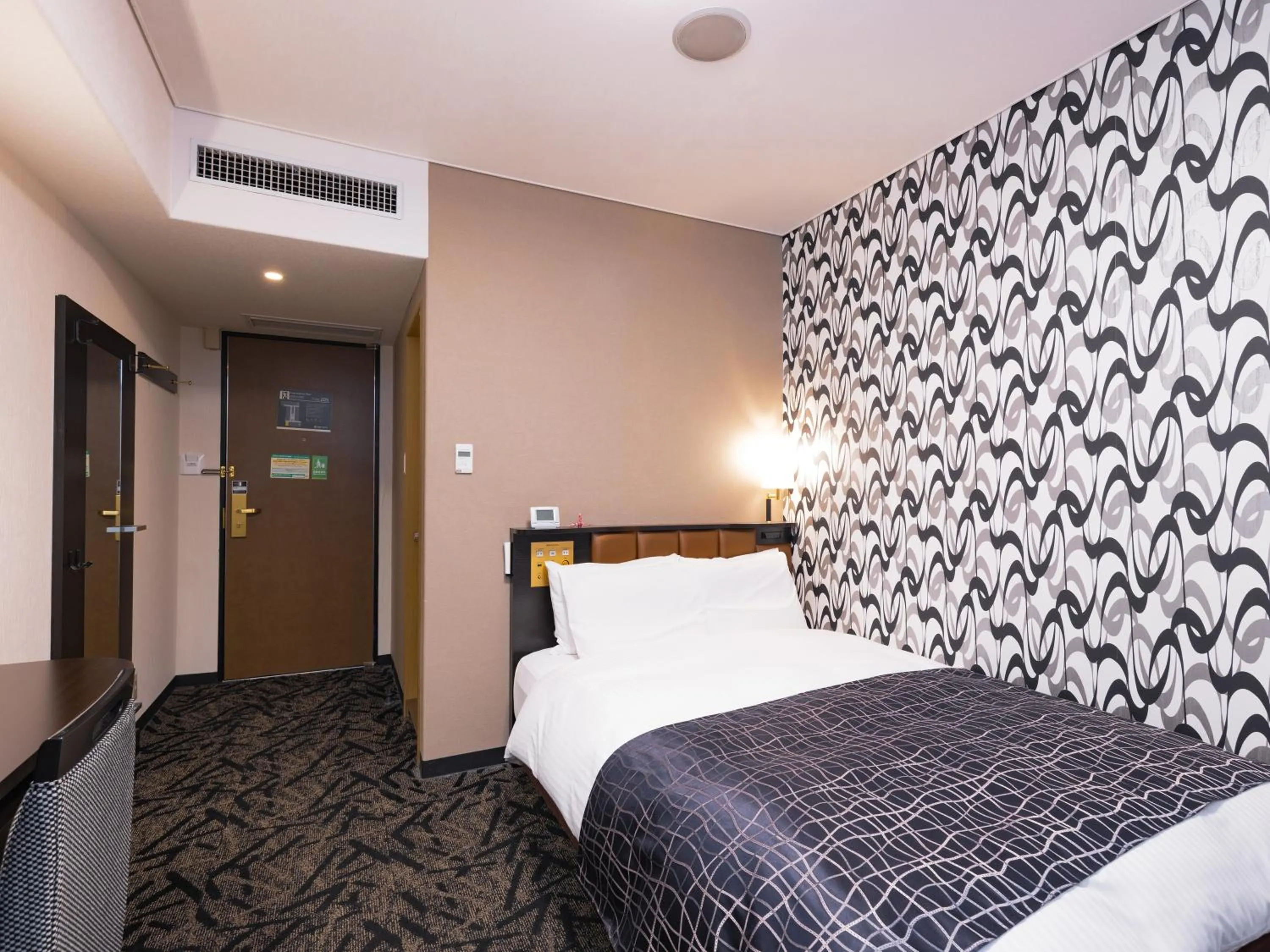 Photo of the whole room, Bed in APA Hotel Kitakami Ekinishi