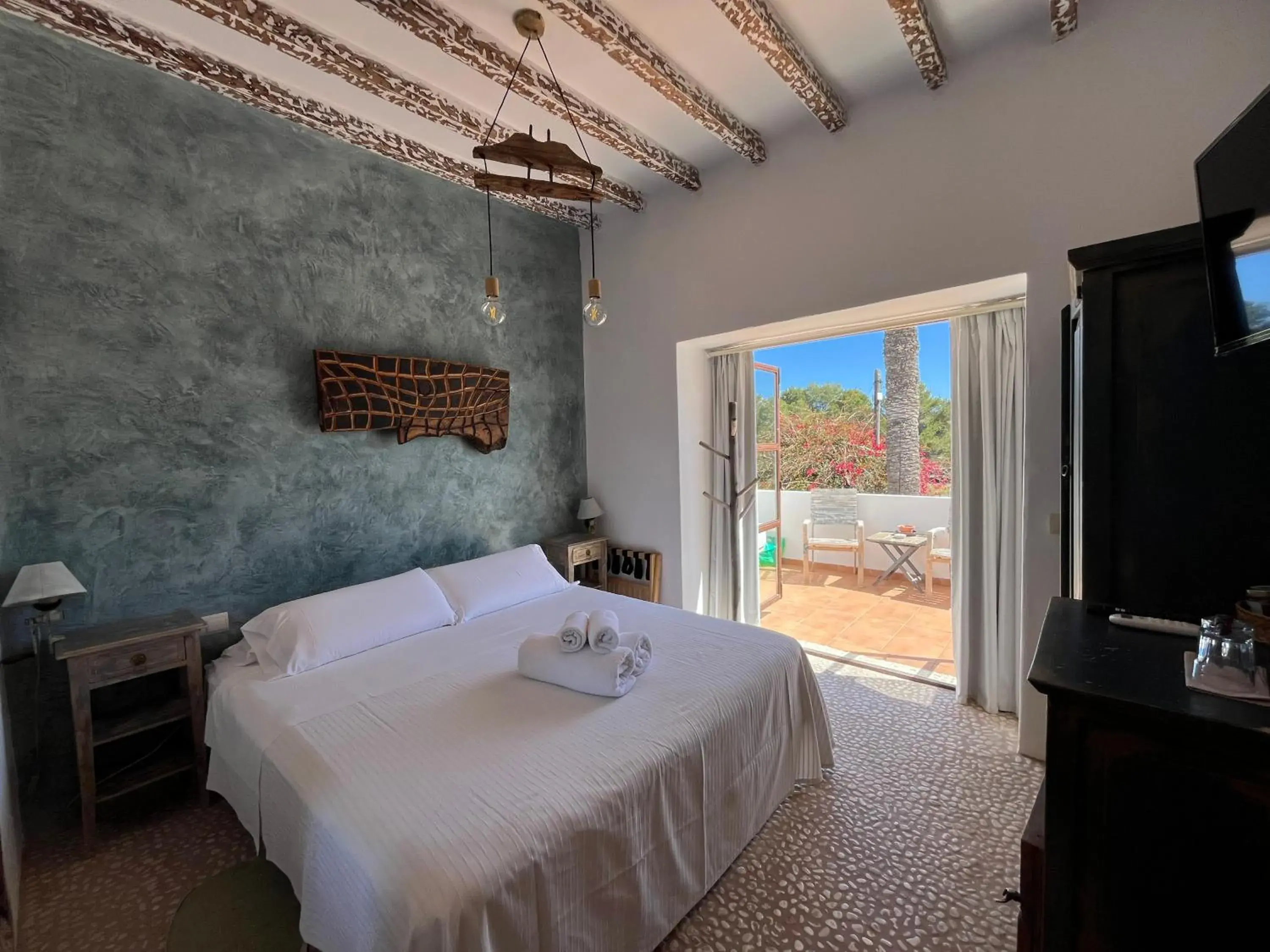 Bedroom, Bed in Boutique Hostal La Curandera de Salinas Bedroom, Bed in Boutique Hostal La Curandera de Salinas