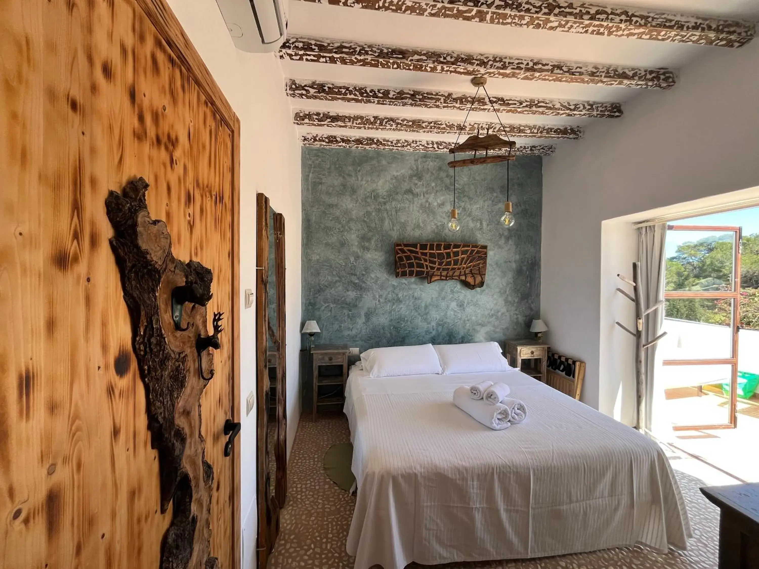 Bedroom, Bed in Boutique Hostal La Curandera de Salinas Bedroom, Bed in Boutique Hostal La Curandera de Salinas