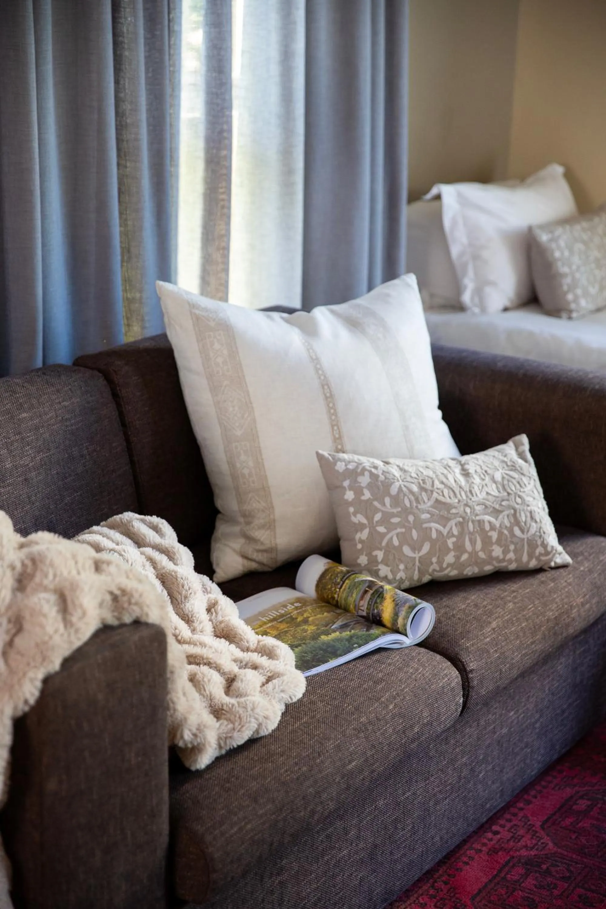 Bed in Lemoenkloof Boutique Hotel