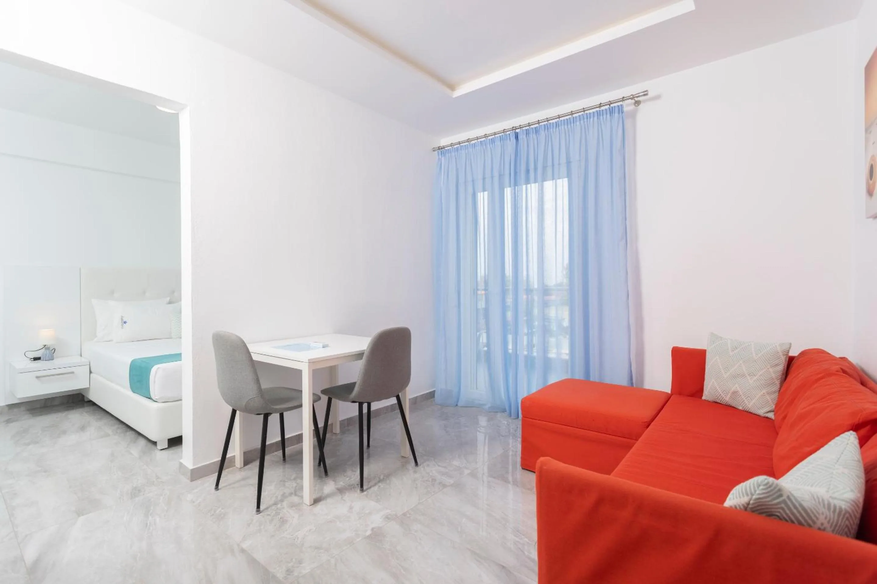 Asterias Premium Holiday Apartments