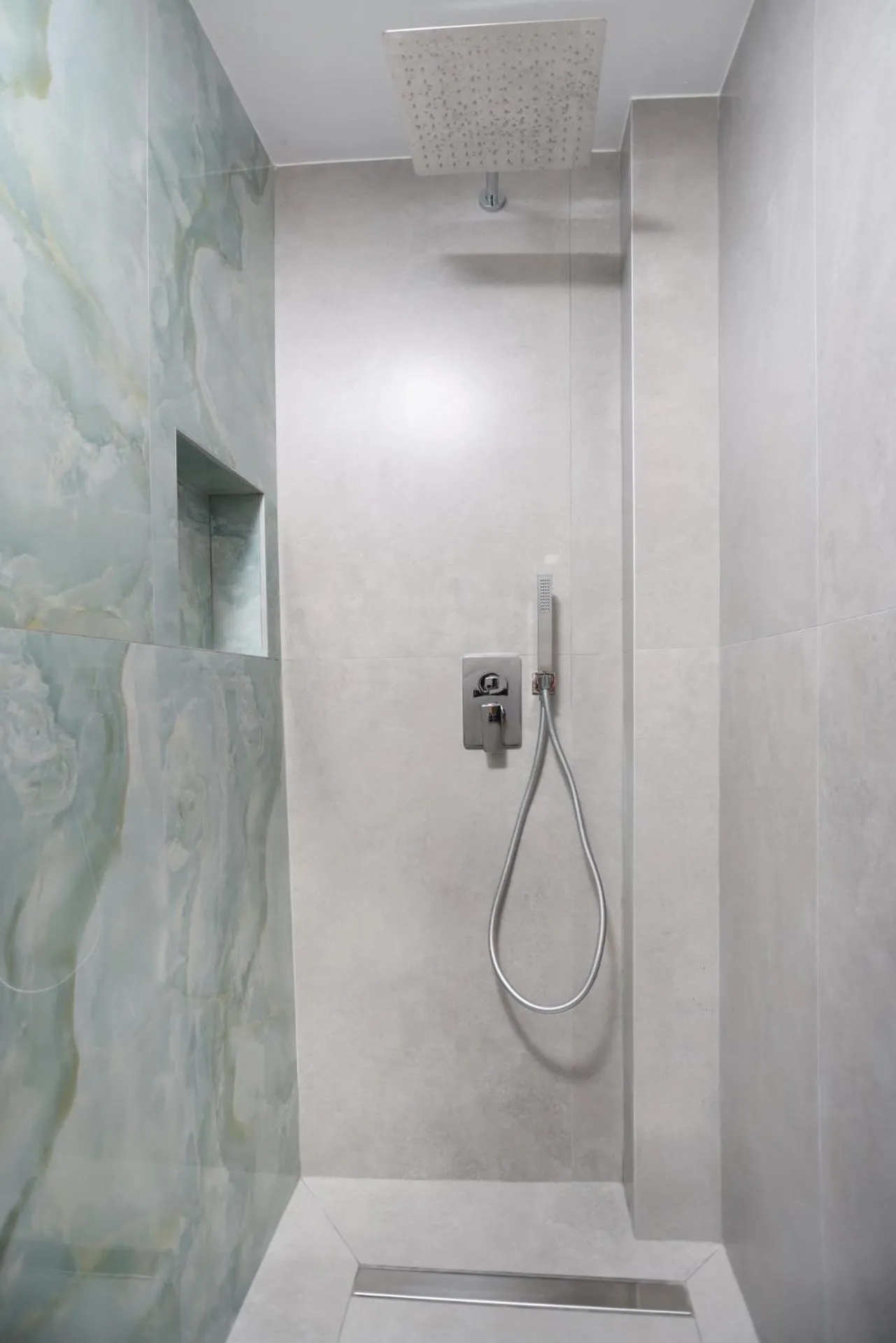 Asterias Premium Holiday Apartments
