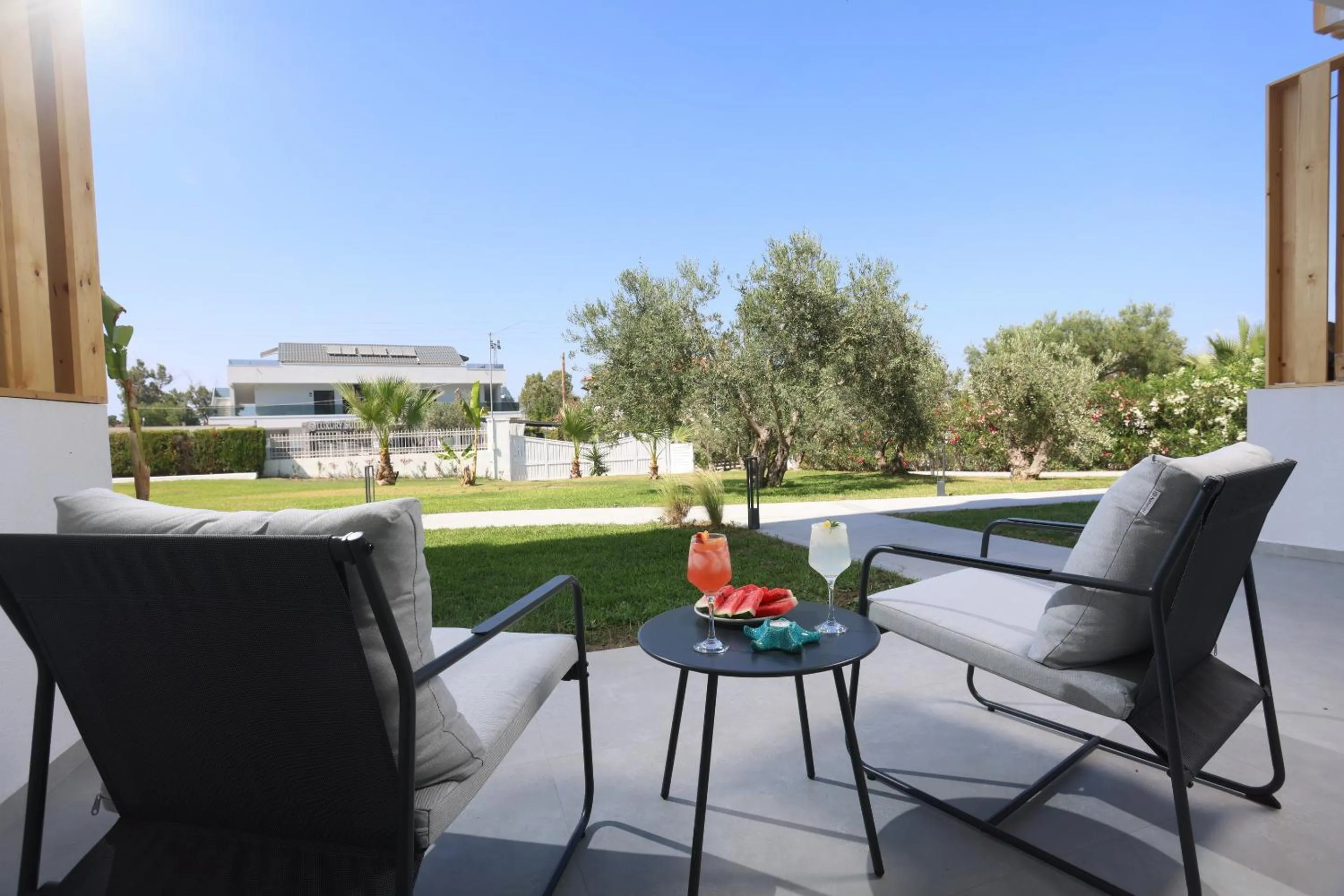 Asterias Premium Holiday Apartments