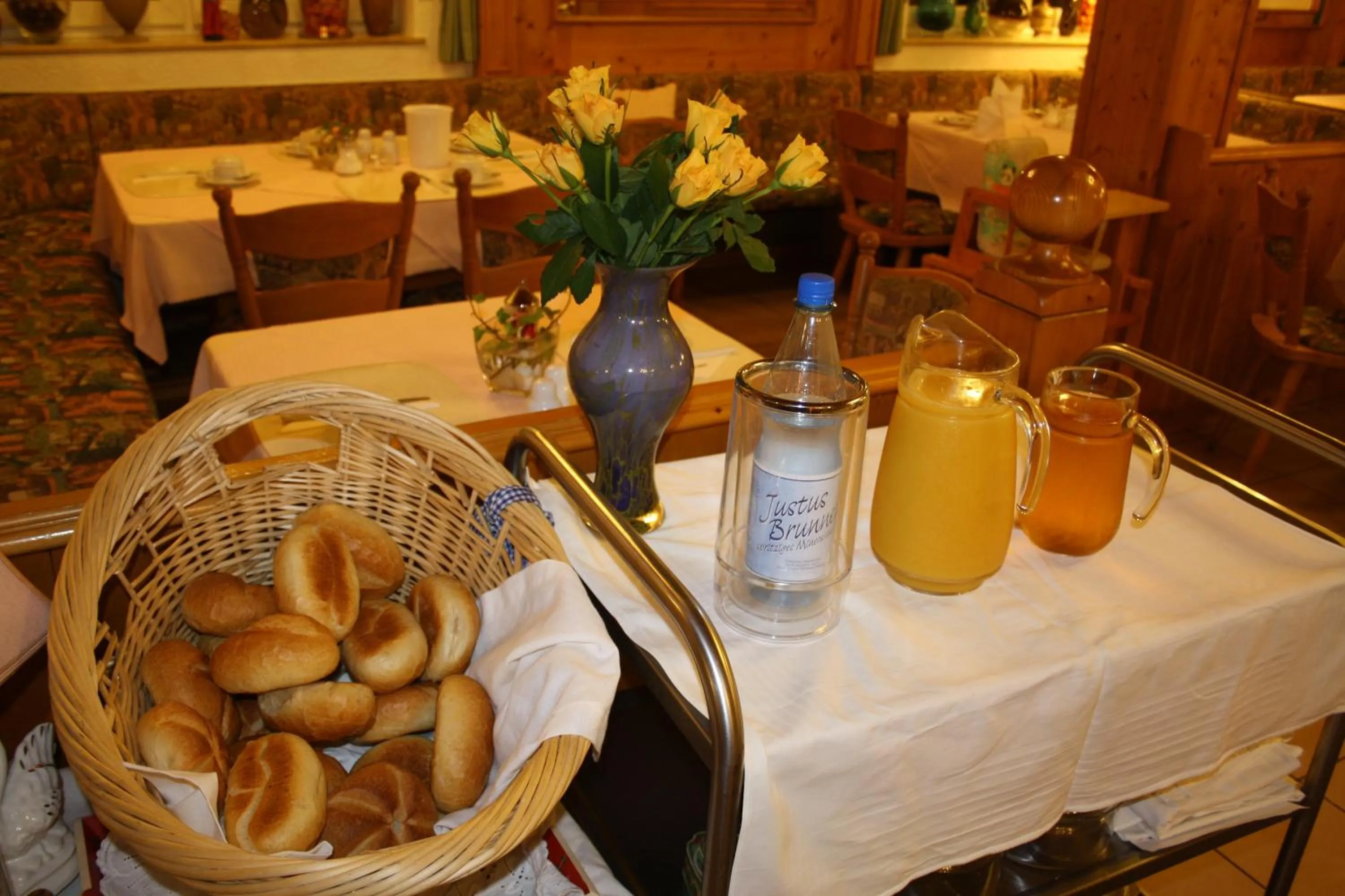 Food in Hotel-Dörfler Garni