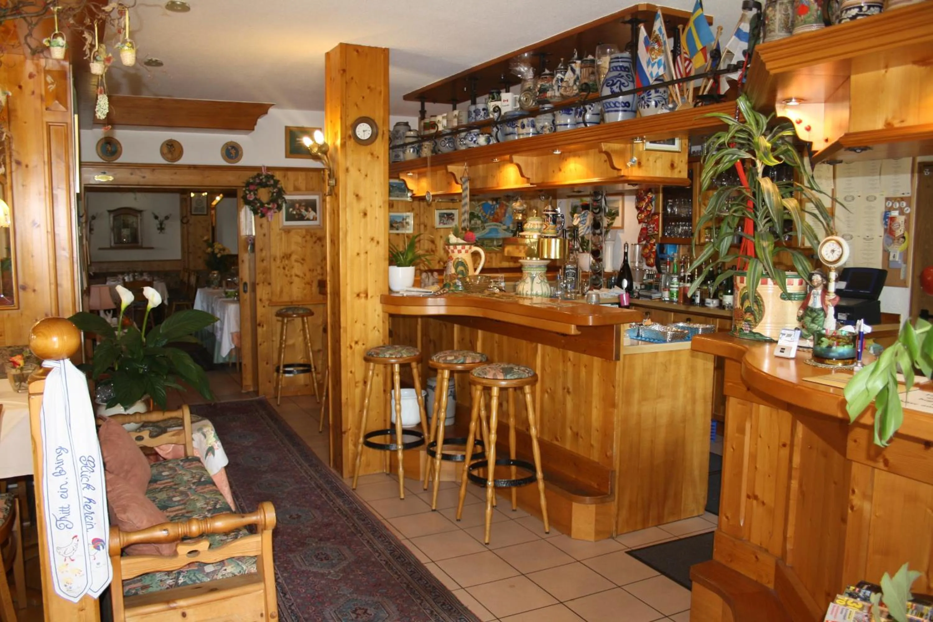 Lounge or bar in Hotel-Dörfler Garni