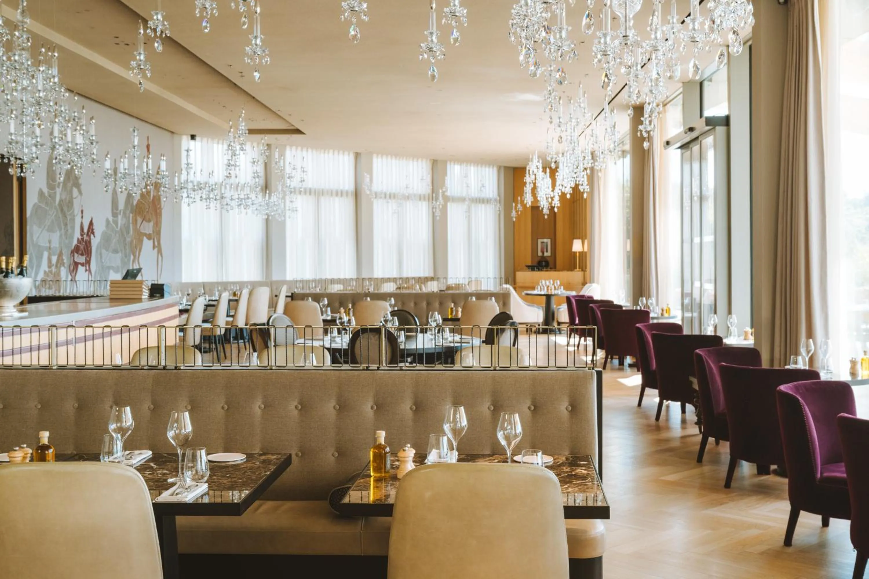 Restaurant/places to eat in Royal Champagne Hotel & Spa