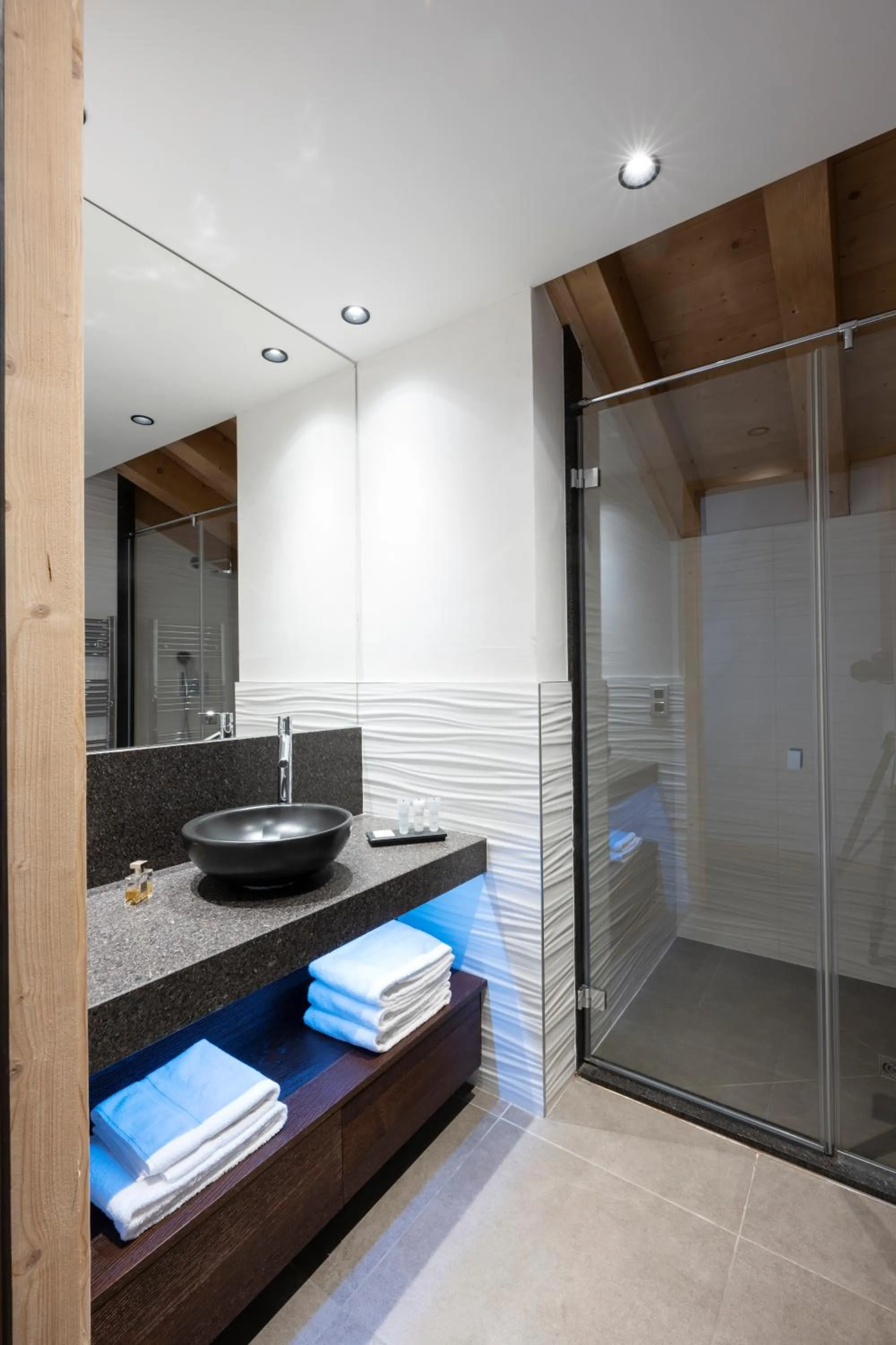 Shower in MGM Hôtels & Résidences - Résidence Anitea