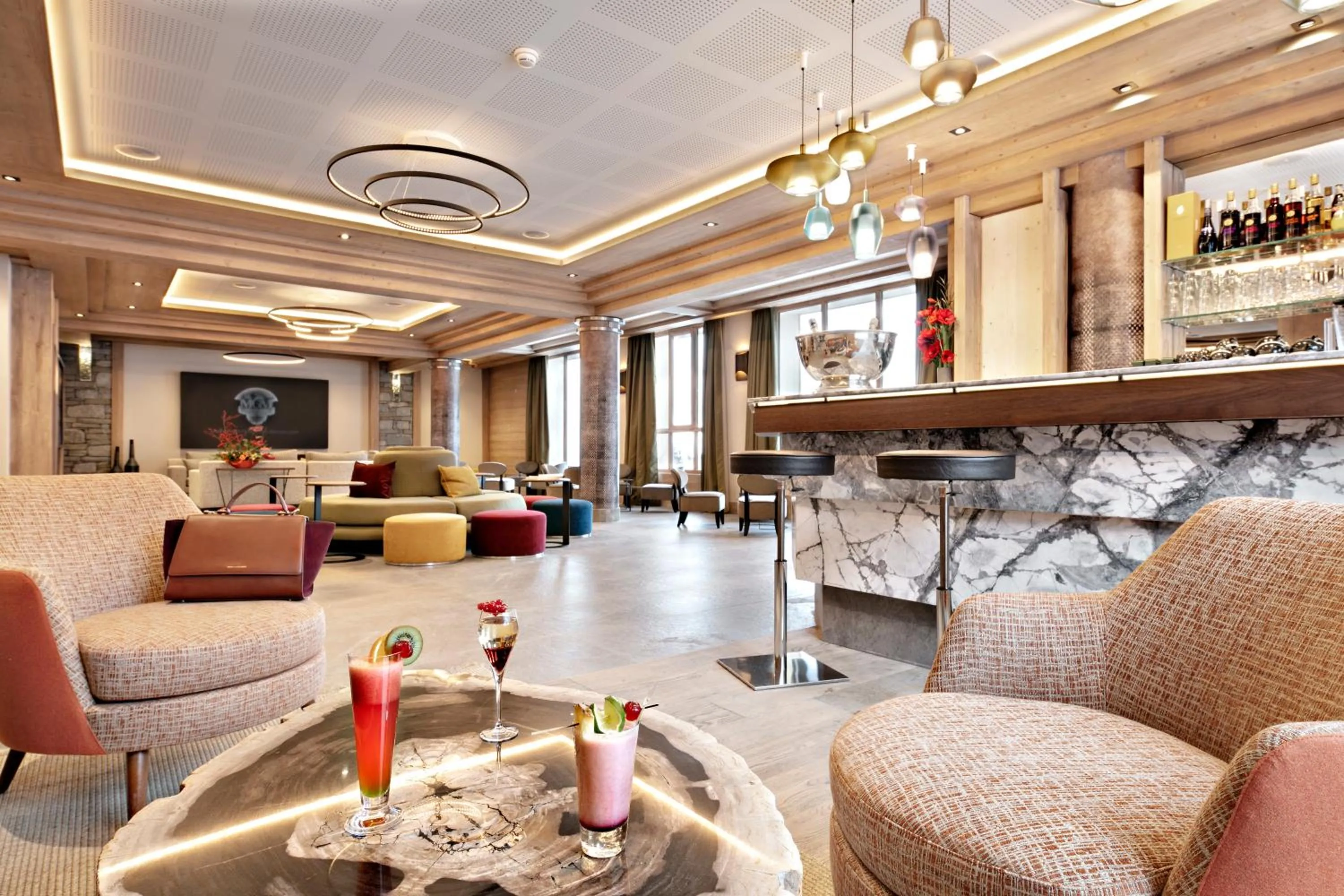 Lounge or bar in MGM Hôtels & Résidences - Résidence Anitea