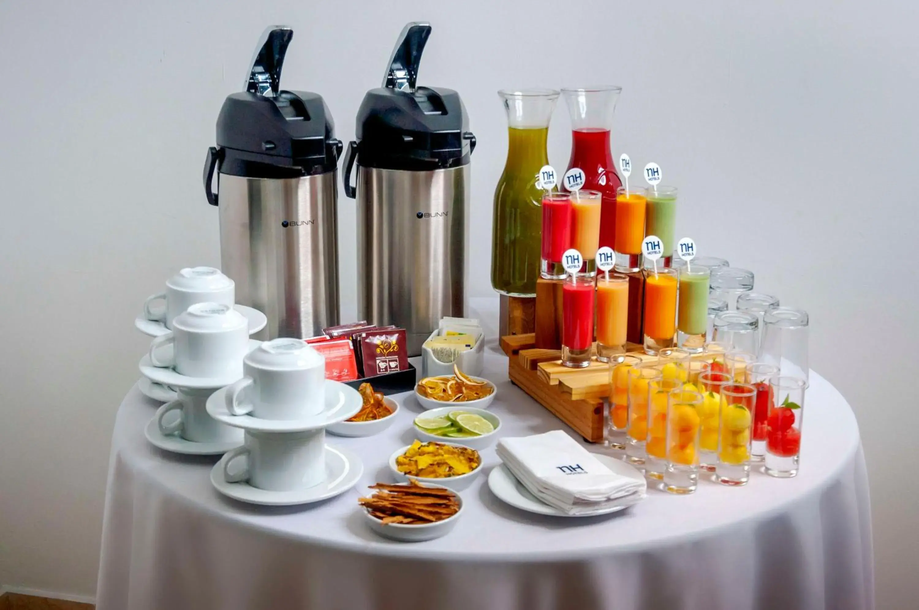 Bedroom in NH Boulevard del Río Cali Bedroom in NH Boulevard del Río Cali