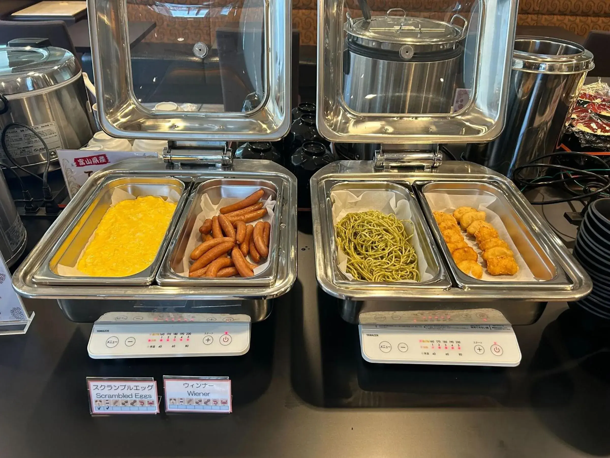 Restaurant/places to eat in APA Hotel Takaoka Marunouchi Restaurant/places to eat in APA Hotel Takaoka Marunouchi