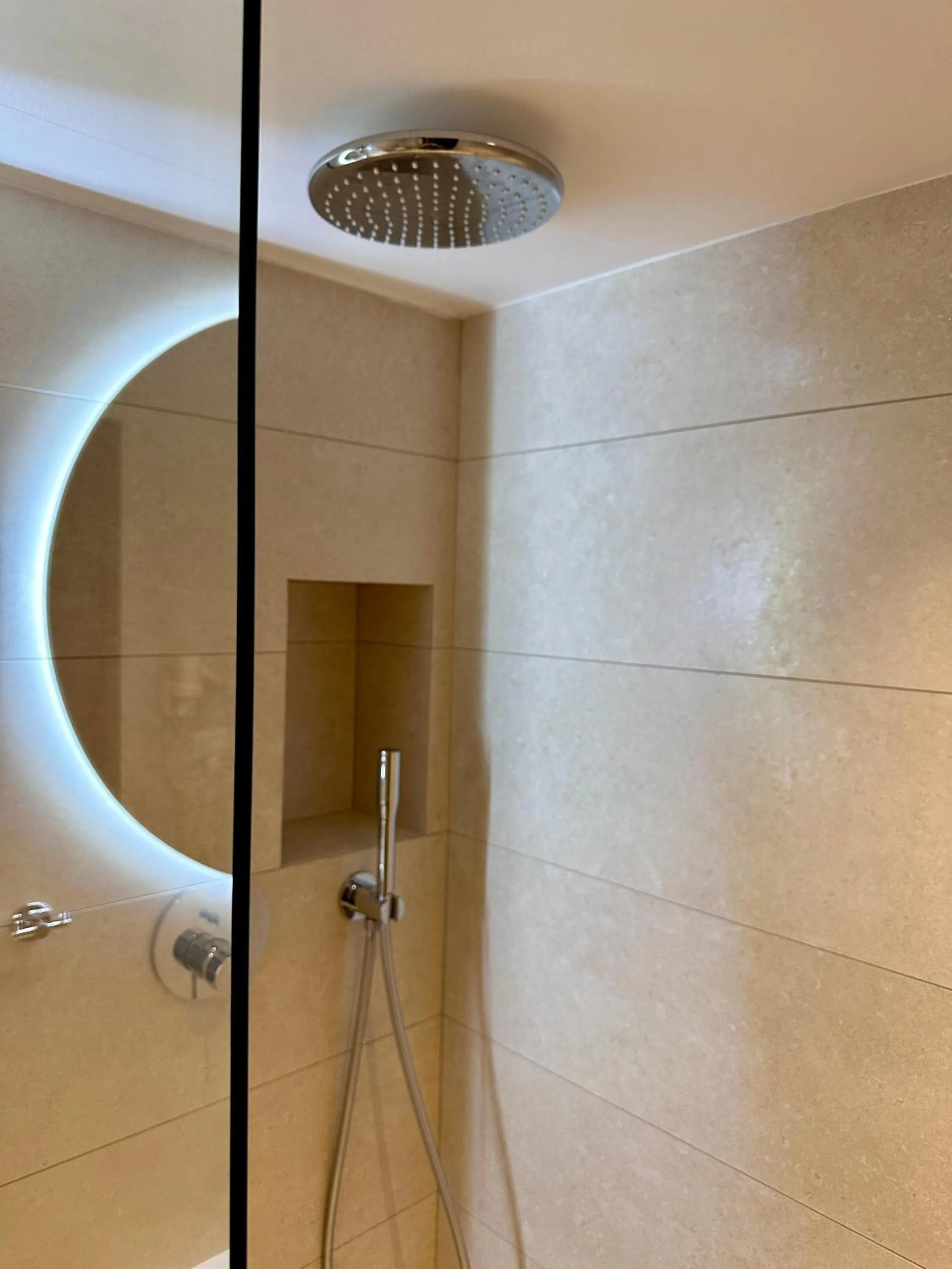 Shower in Aeolos Hotel & Villas - Pelion